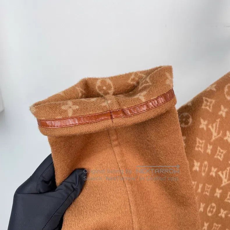 Louis Vuitton Louis Vuitton Presbyopic bathrobe coat Size XS / US 0-2 / IT 36-38 - 3 Thumbnail