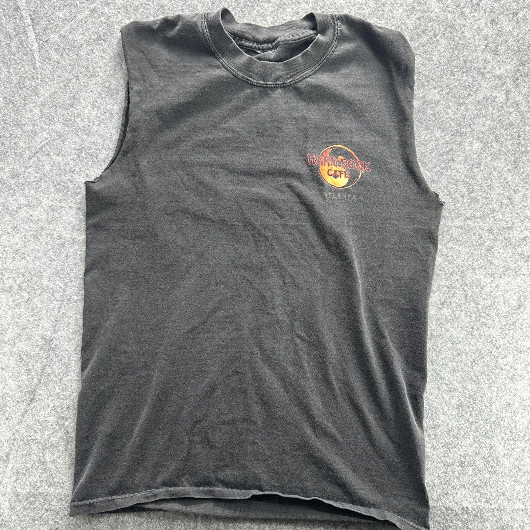 Hard Rock Cafe VINTAGE Hard Rock Cafe Shirt Mens L Black Sleeveless Dragon Graphic Atlanta 90s Mens Size US L / EU 52-54 / 3 - 3 Thumbnail