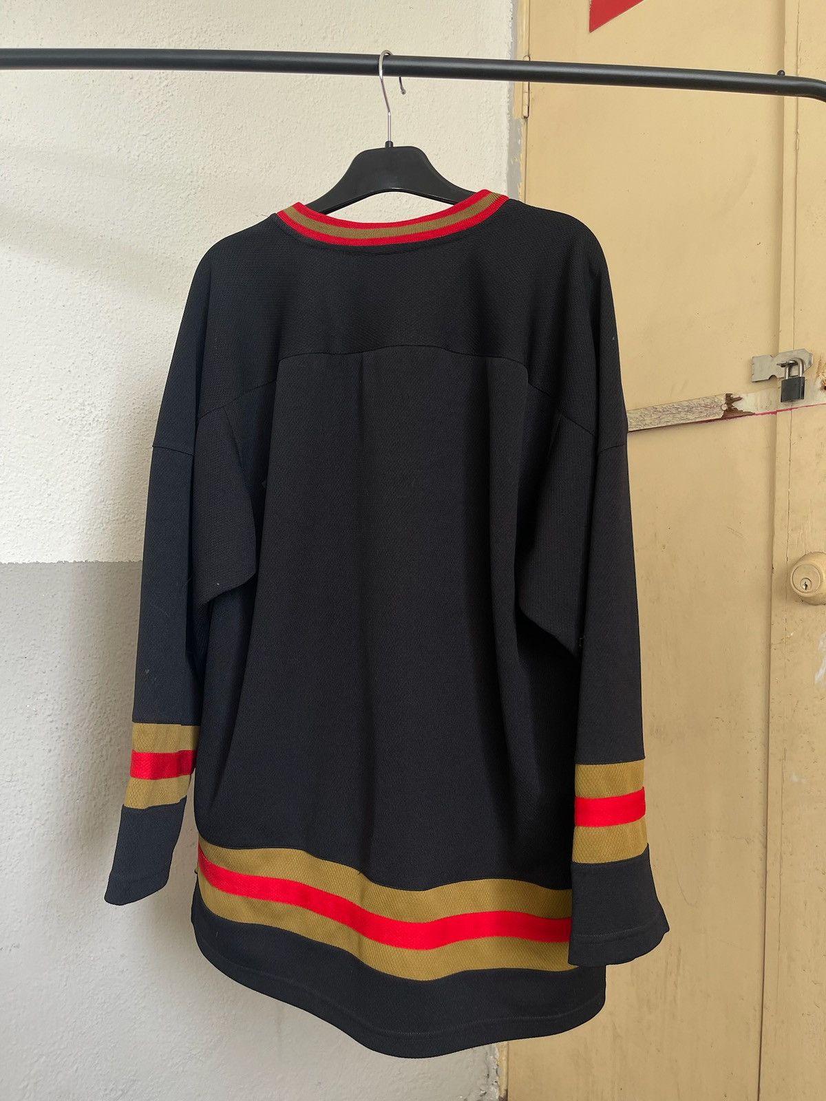 Band Tees Vintage Slayer NHL Jersey Longsleeve Size US M / EU 48-50 / 2 - 3 Thumbnail