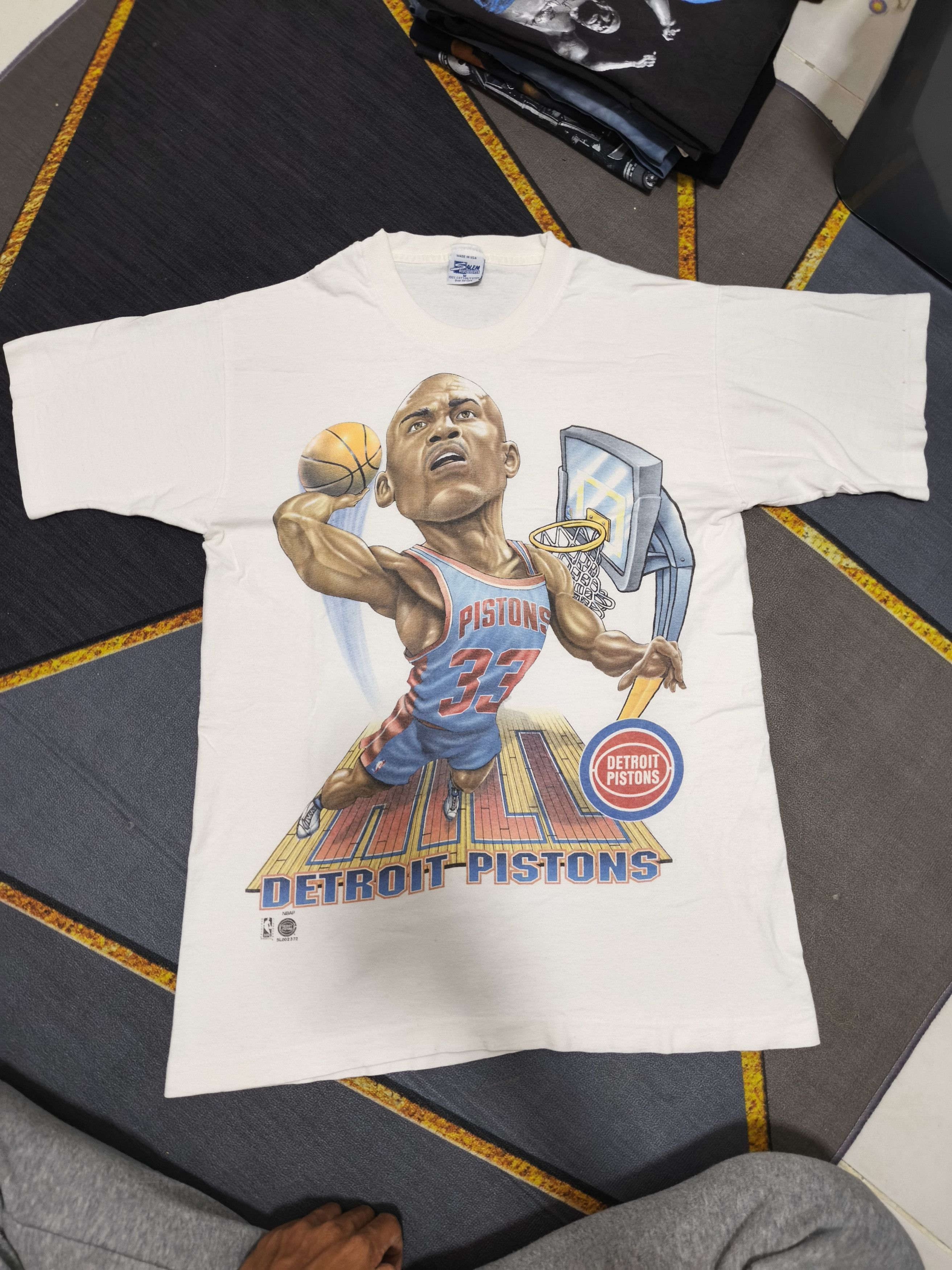 Other Vintage 90s Detroit Pistons Grant Hill Tee Salem Sportswear Size US M / EU 48-50 / 2 - 1 Thumbnail