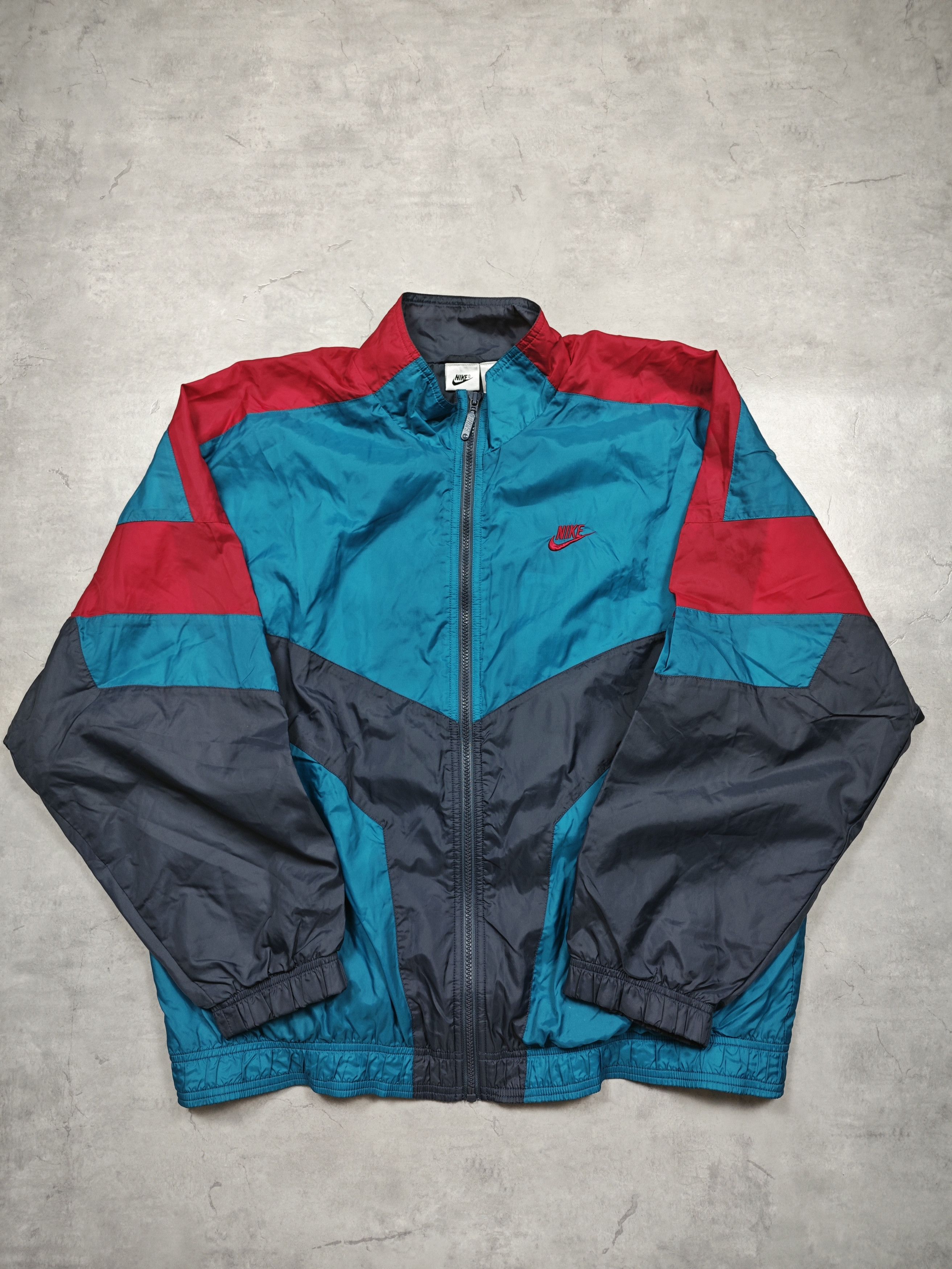 Nike nike vintage jacket Size US L / EU 52-54 / 3 - 1 Thumbnail