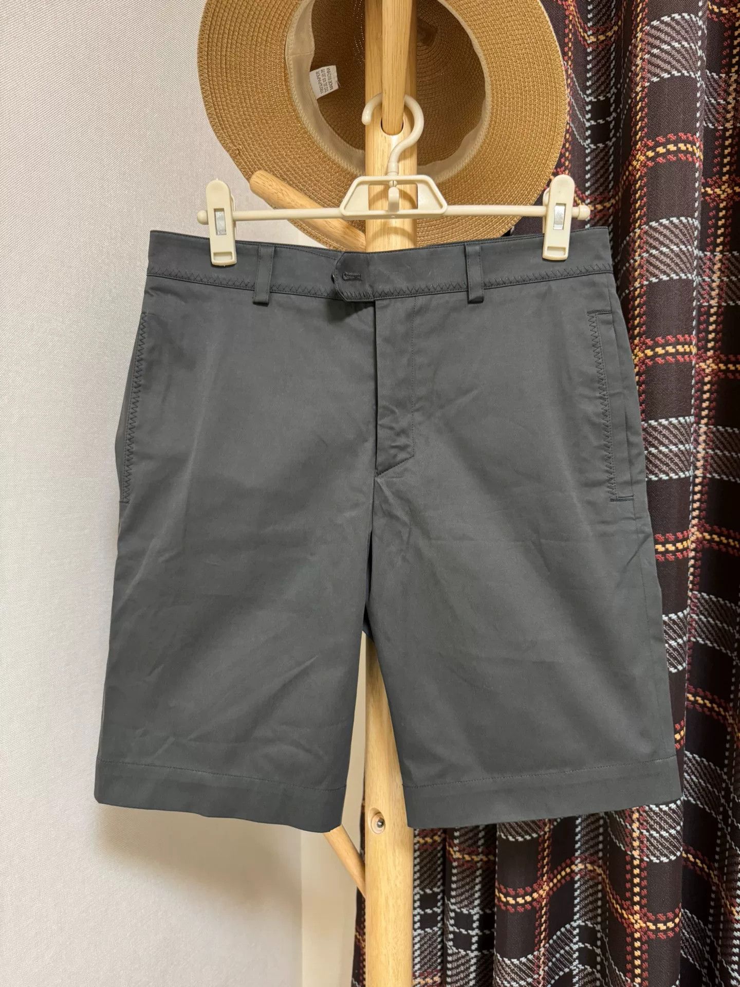 Hermes Hermes Gray Casual Shorts Size 38 Size US 38 / EU 54 - 1 Thumbnail