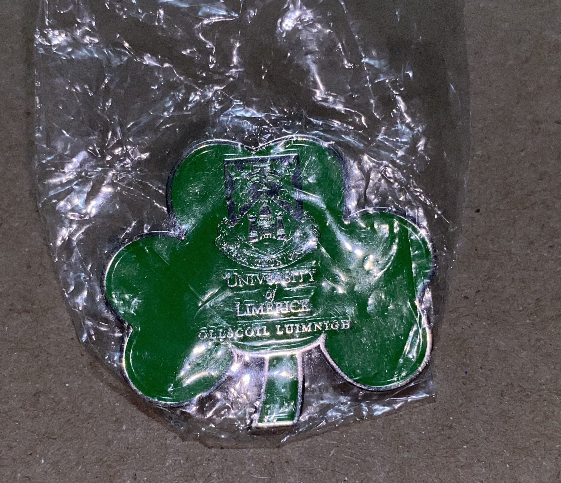 NCAA University Limerick Enamel Lapel Pin Brooch College Ireland Size ONE SIZE - 2 Thumbnail