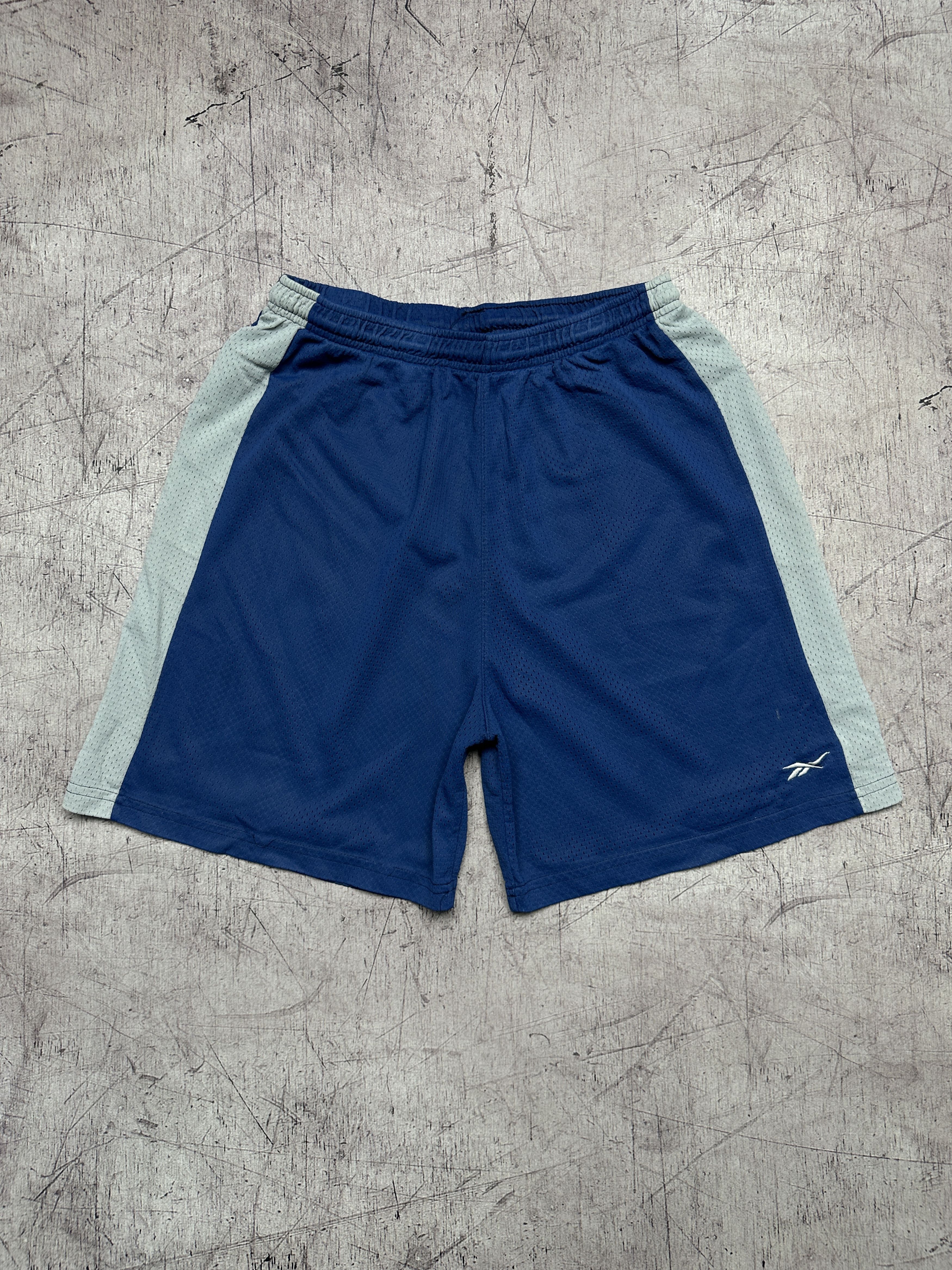 Reebok Reebok Vintage Mens Shorts Size US 34 / EU 50 - 1 Thumbnail