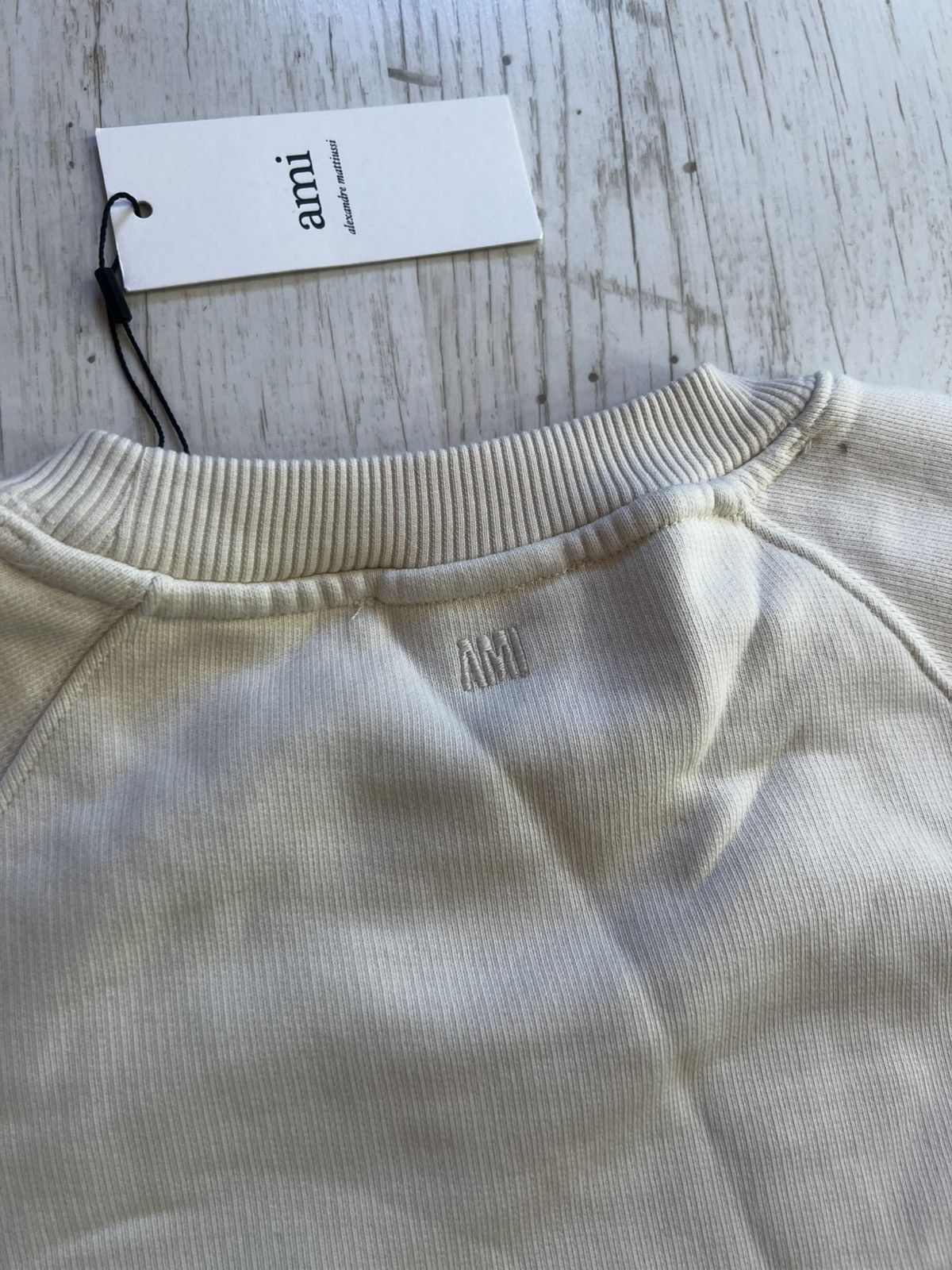 AMI AMI Paris Ami de Coeur Patch Sweatshirt Beige Size M Size US M / EU 48-50 / 2 - 9 Thumbnail