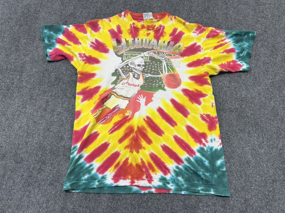 Vintage 1992 Lithuania Olympic Basketball Tee Size US L / EU 52-54 / 3 - 1 Thumbnail