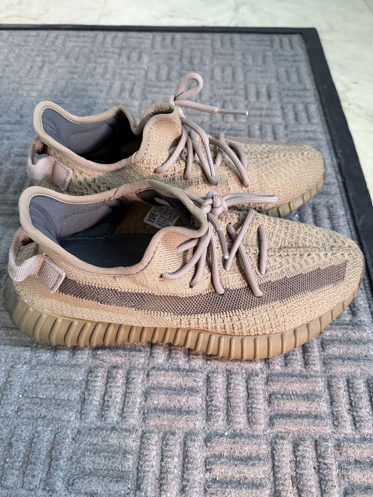 Adidas adidas Yeezy Boost 350 V2 Earth Size US 7 / EU 40 - 3 Thumbnail