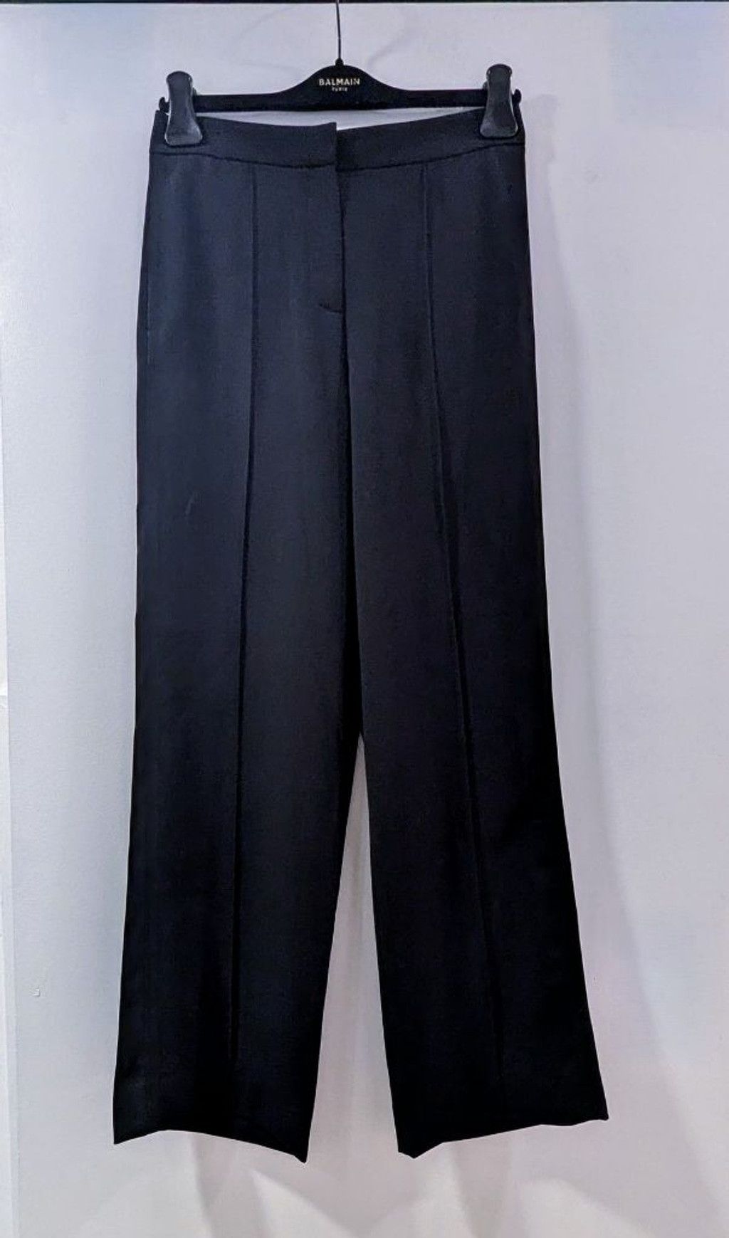 Reiss REISS Black Straight Leg Trousers Size UK10/US6 Size 28" / US 6 / IT 42 - 1 Thumbnail