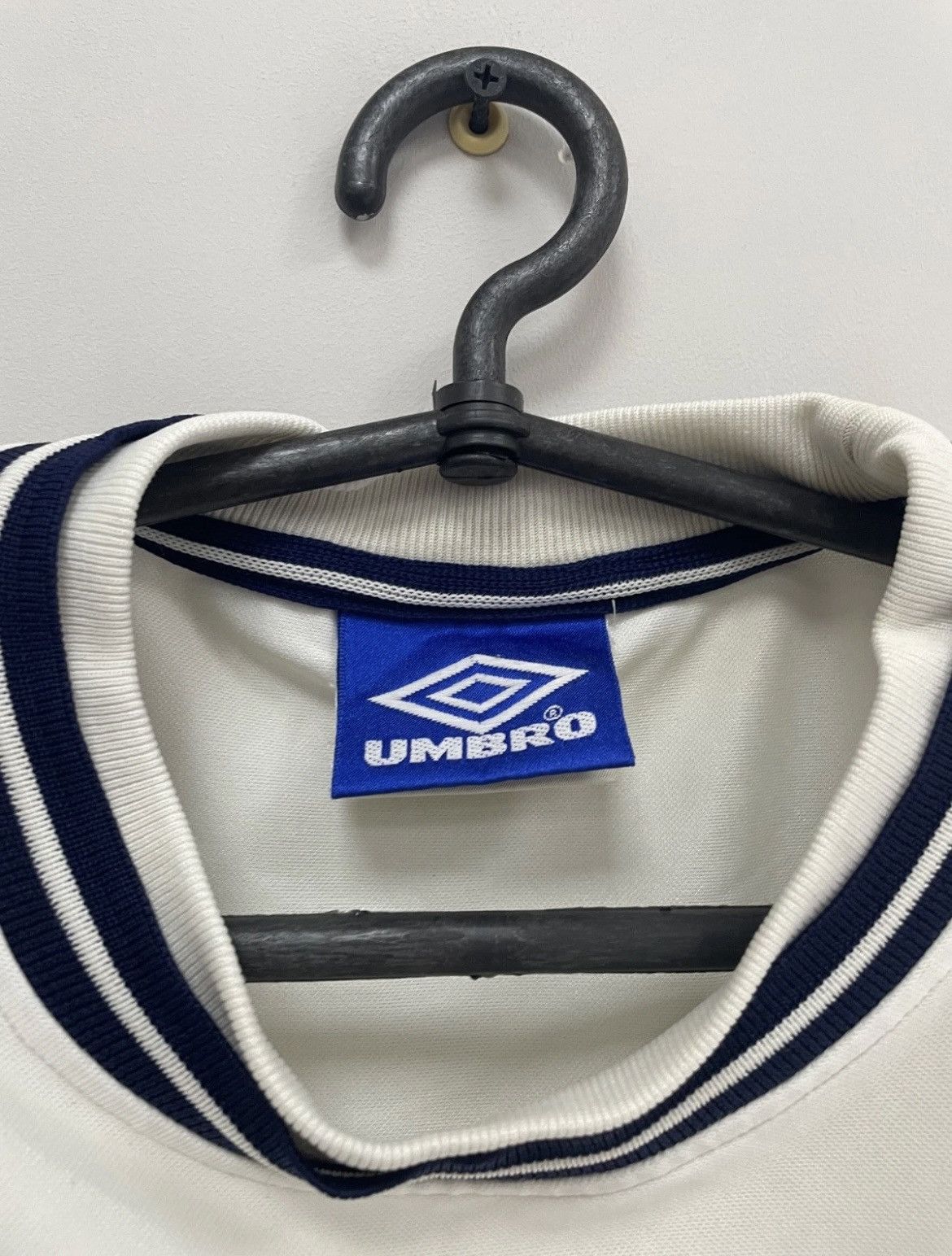 Umbro England 1999/2001 Home Football Shirt Soccer Jersey Umbro Size US XL / EU 56 / 4 - 10 Thumbnail