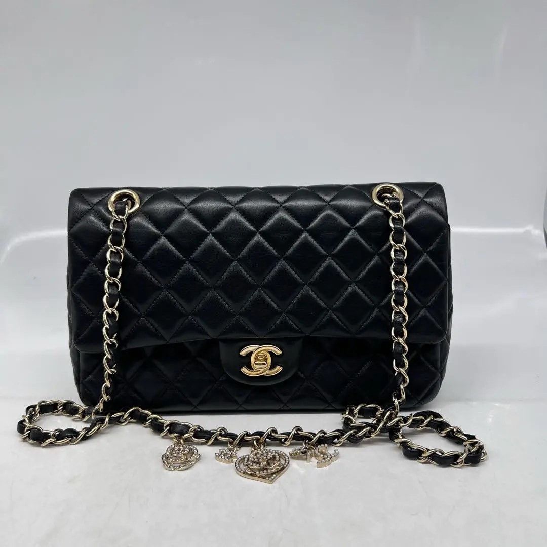 Chanel Pre-loved Bag Very good condition Size ONE SIZE - 1 Thumbnail