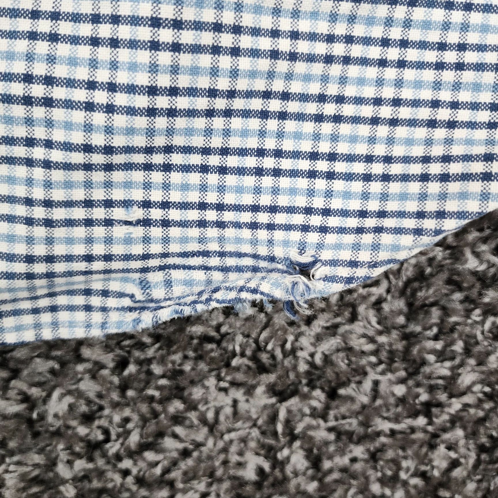 Abercrombie & Fitch VINTAGE Abercrombie & Fitch Plaid Shirt Mens Long Sleeve 100% Cotton XL Blue - Button-Up Decade/Theme Noting Tear Description: see photos Mens Size US XL / EU 56 / 4 - 7 Thumbnail
