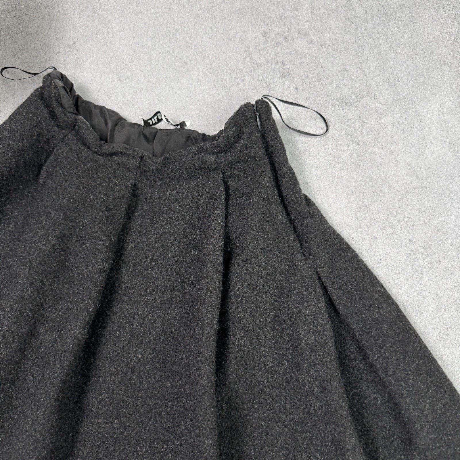 Jil Sander Vintage Jil Sander Wool Mini Skirt Dark Grey Size 34 Size 25" / US 0 / IT 36 - 6 Thumbnail