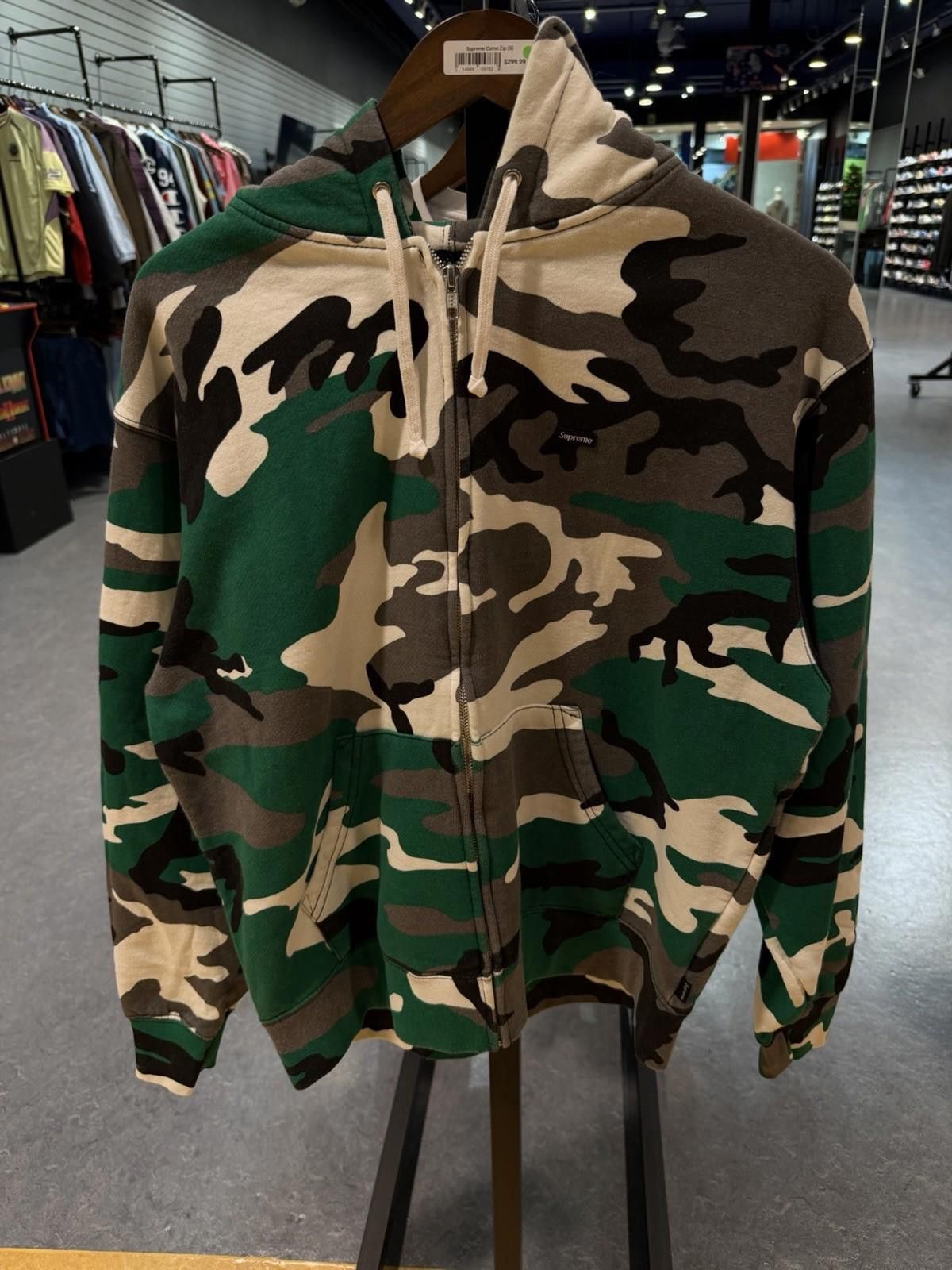 Supreme Supreme Size Small Zip Up Hooded Camo Sweatshirt Small Logo Size US S / EU 44-46 / 1 - 4 Thumbnail