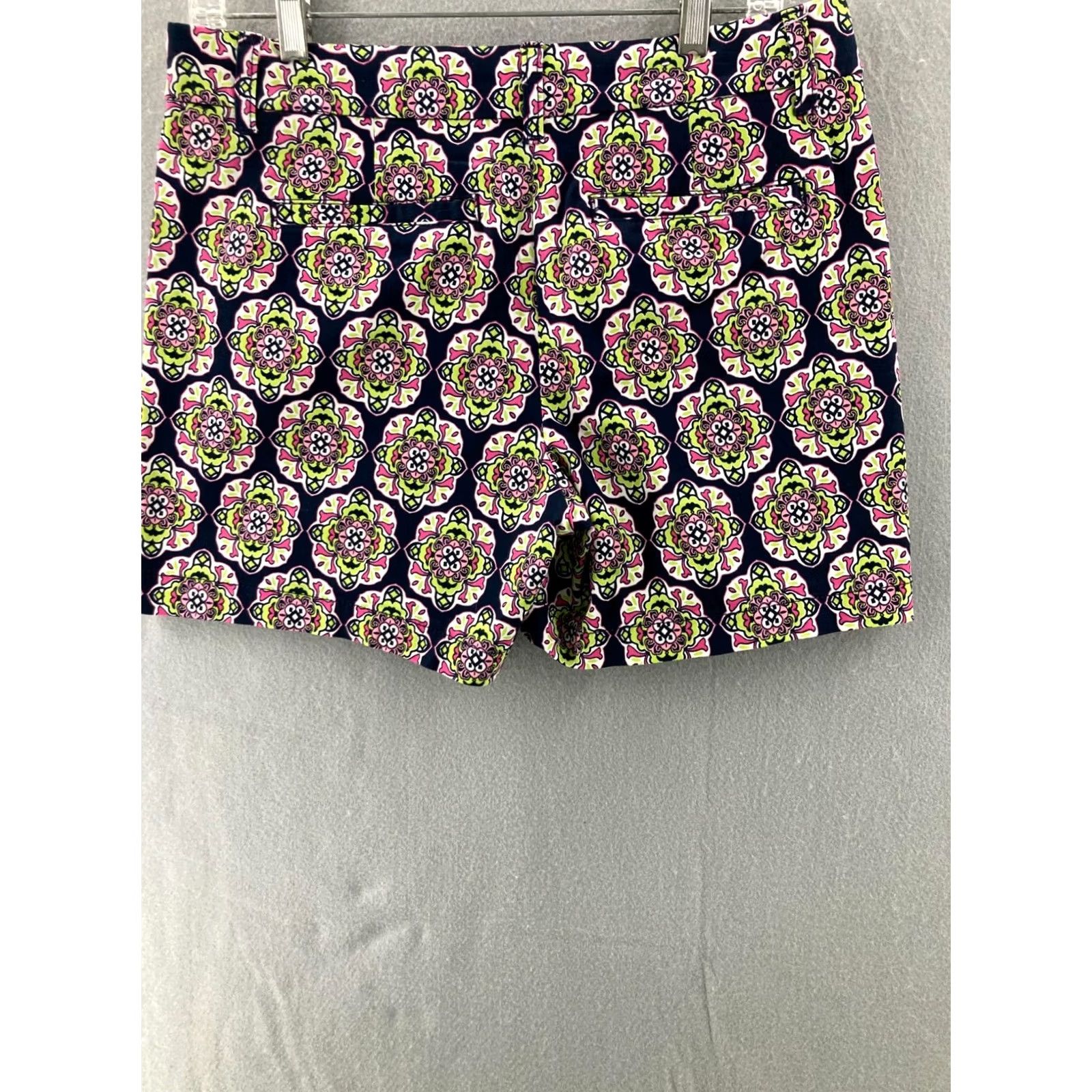 Vintage Crown And Ivy Shorts Womens 6 Paisley Design Size 28" / US 6 / IT 42 - 7 Thumbnail