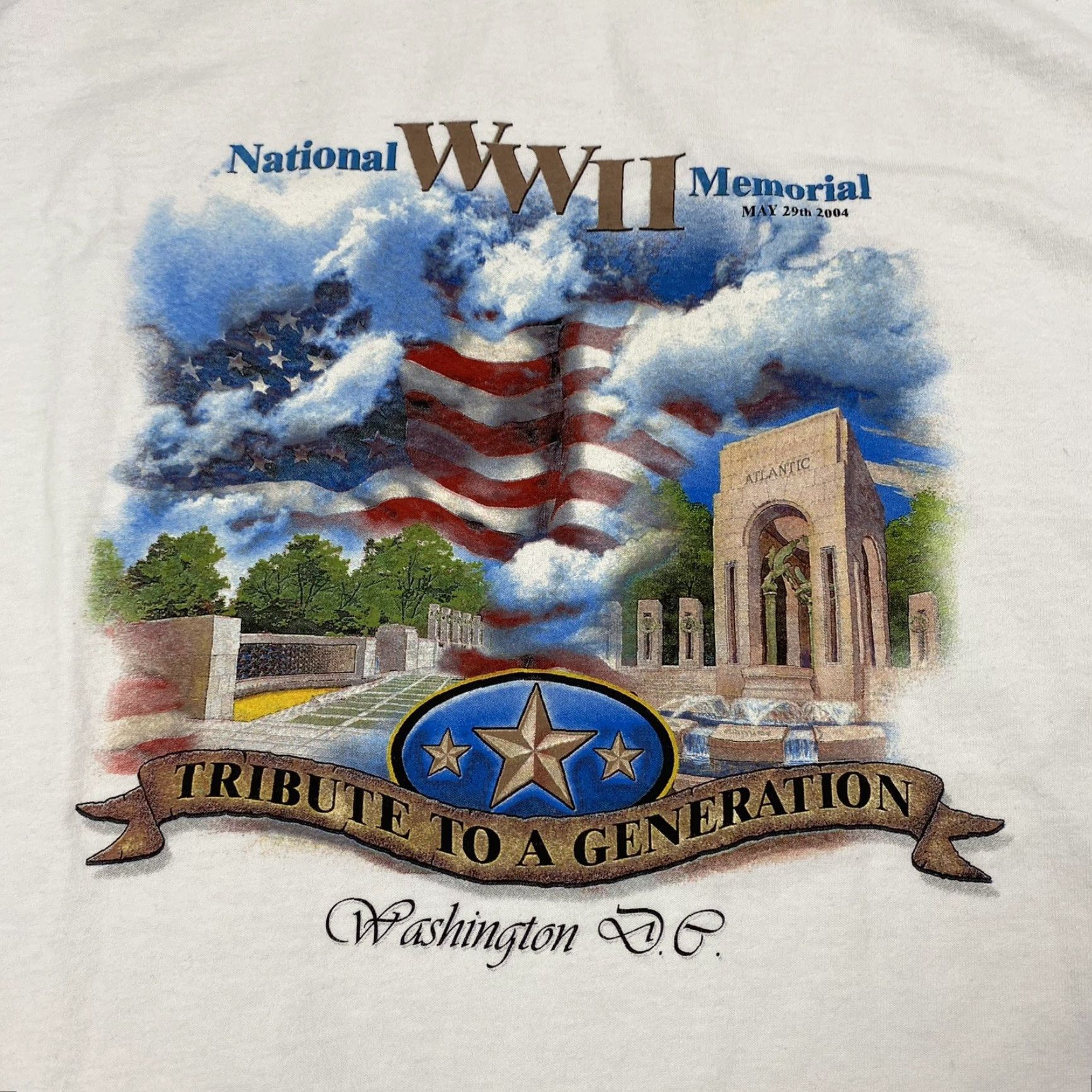 Vintage VINTAGE M & M WWII MEMORIAL GRAPHIC T-SHIRT 2004 WHITE XL Mens Size US XL / EU 56 / 4 - 2 Thumbnail