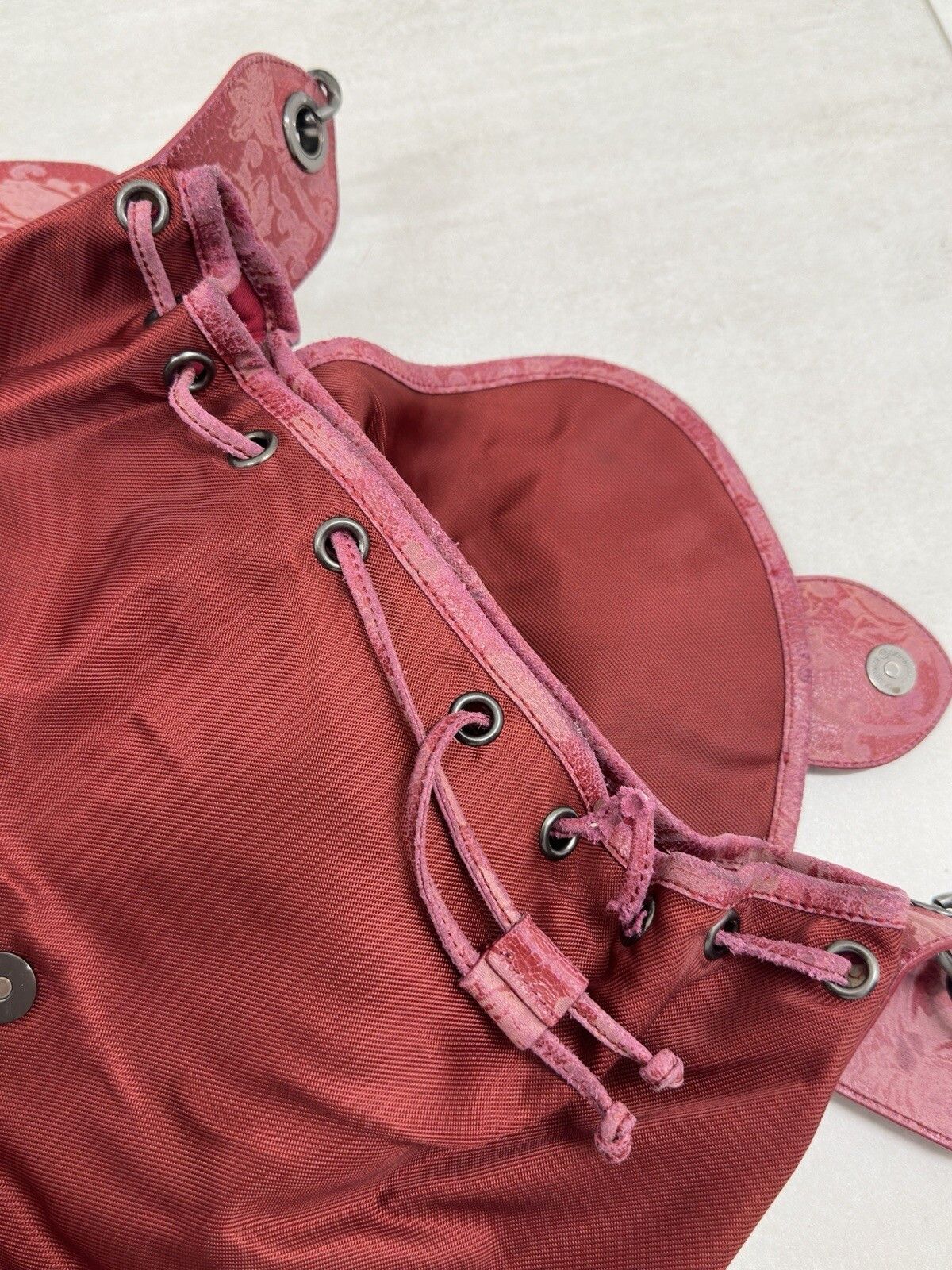 Kenzo DDP Rare Kenzo Vintahe Messenger Red Nylon Crossbody Bag Size ONE SIZE - 24 Thumbnail
