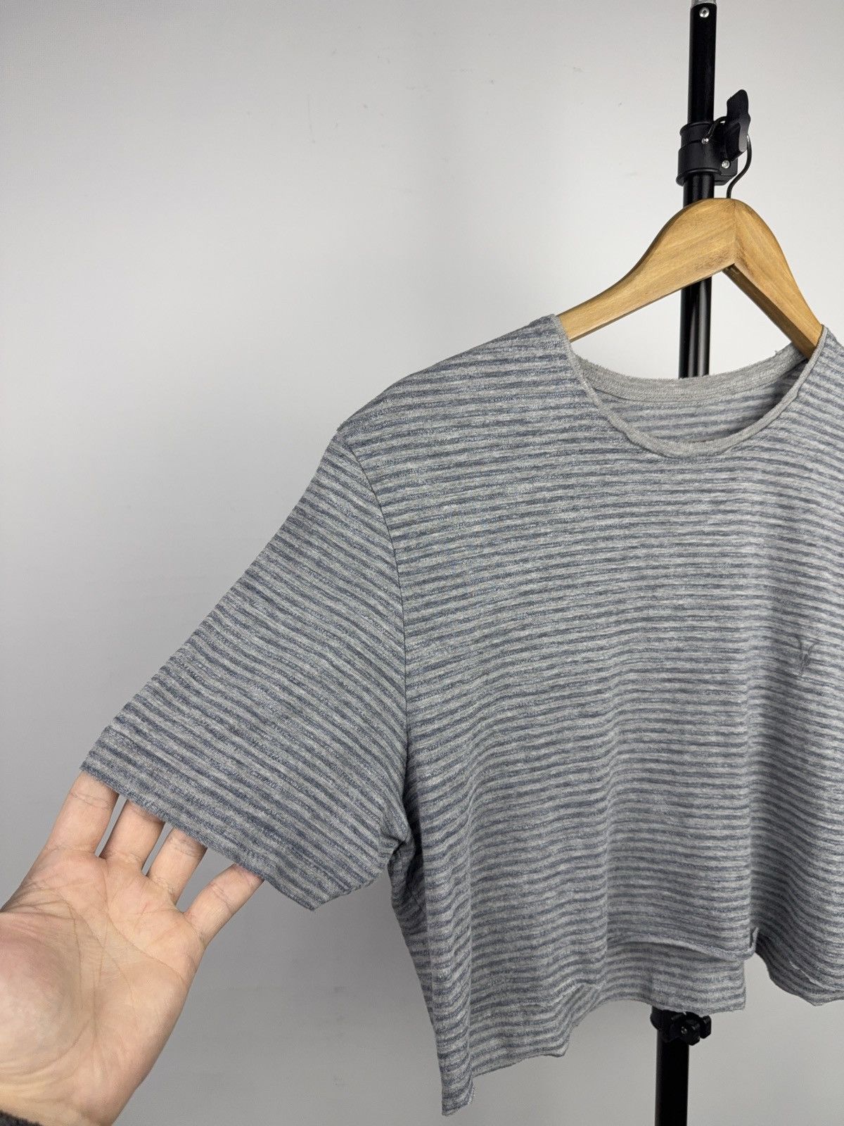 Allsaints Retro 00s Y2K AllSaints Women’s Cropped Boxy Stripe T-Shirt Size L / US 10 / IT 46 - 5 Thumbnail