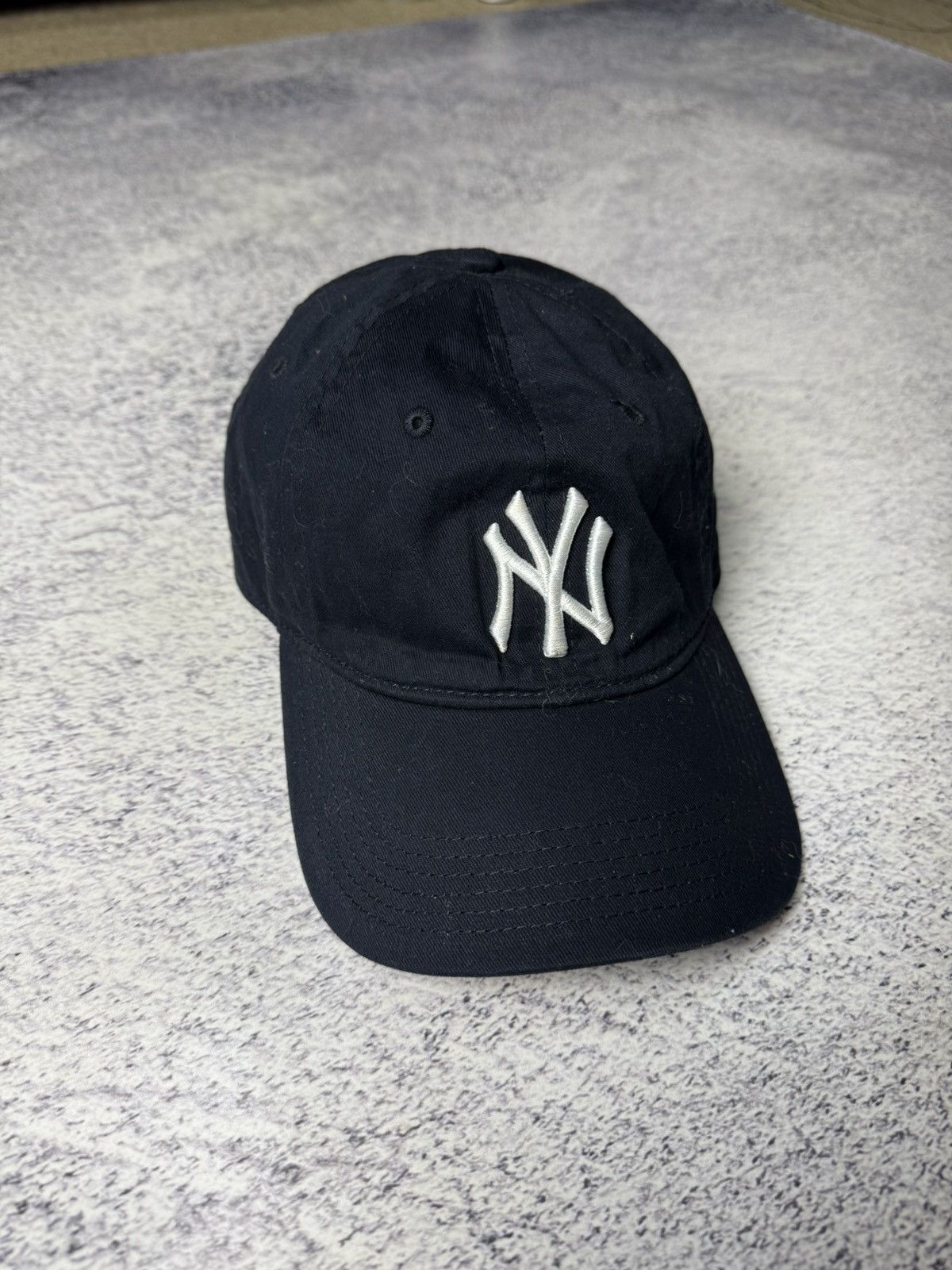 MLB Crazy Vintage Y2K New York Yankees Cap Drill Graffiti Style Size ONE SIZE - 2 Thumbnail