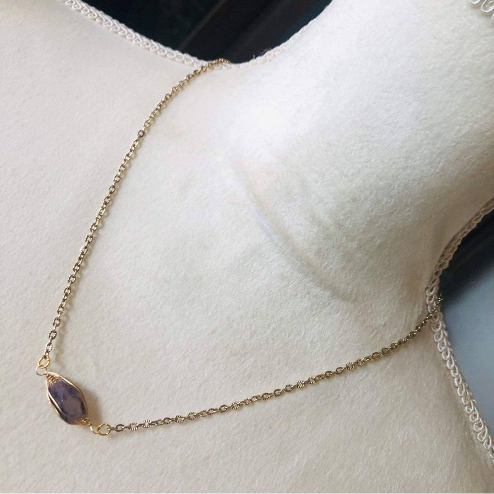 Handmade Handcrafted gold wire cage genuine amethyst stone necklace Size ONE SIZE - 1 Thumbnail