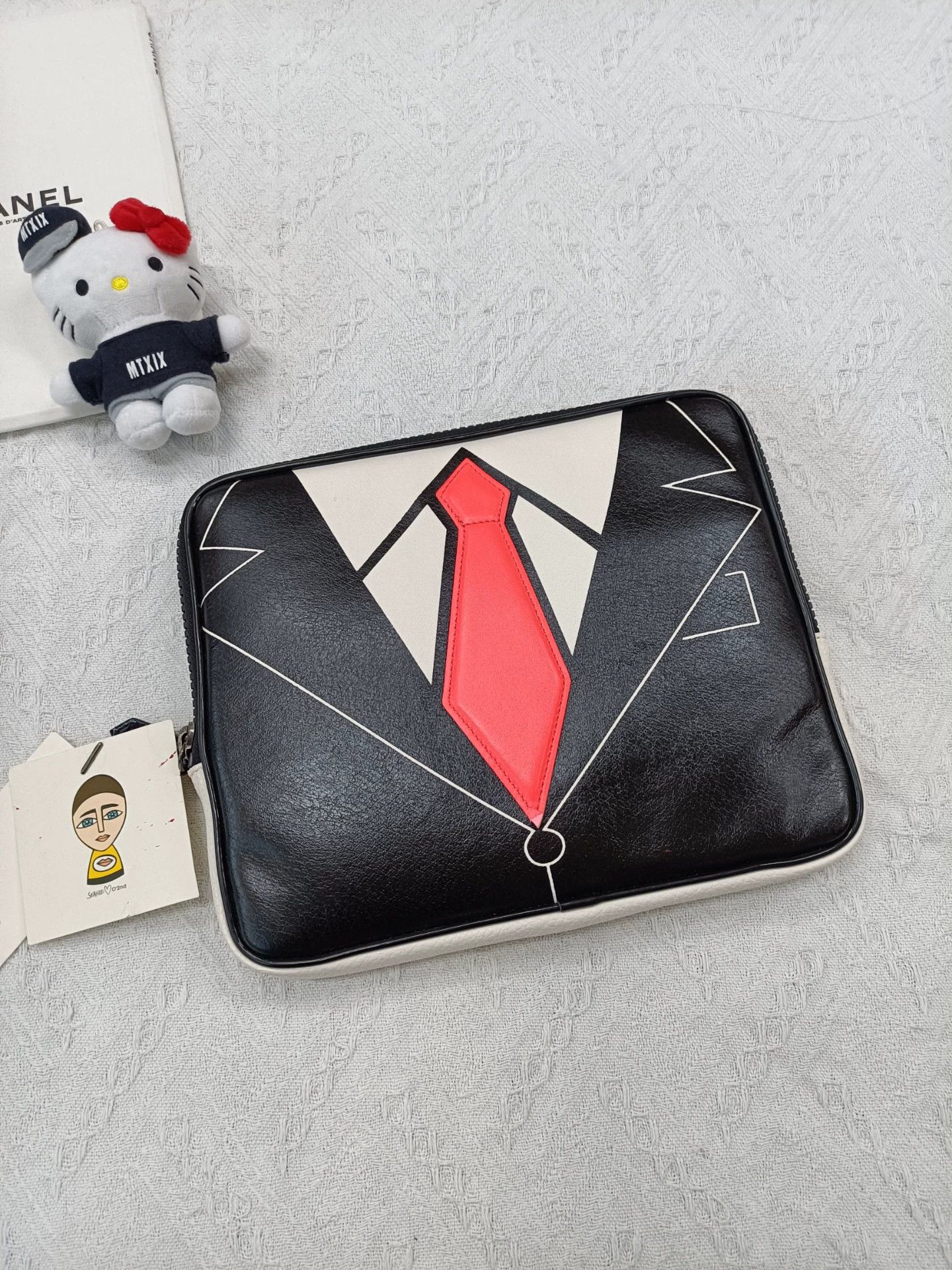 Other O'2nd Black Suit Briefcase 27x23 with Tags Size ONE SIZE - 1 Thumbnail