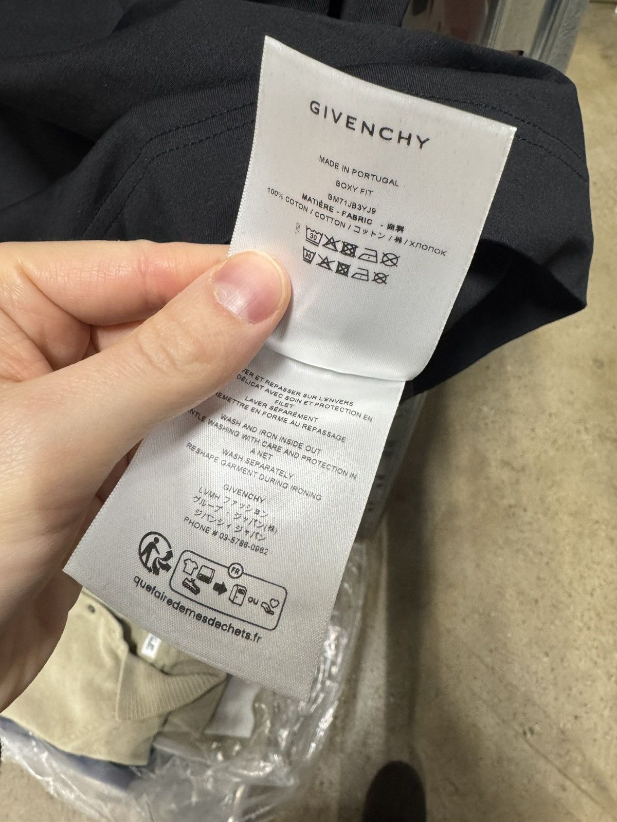 Givenchy Givenchy Logo Lightning T-Shirt NEW 650$ Size US S / EU 44-46 / 1 - 4 Thumbnail