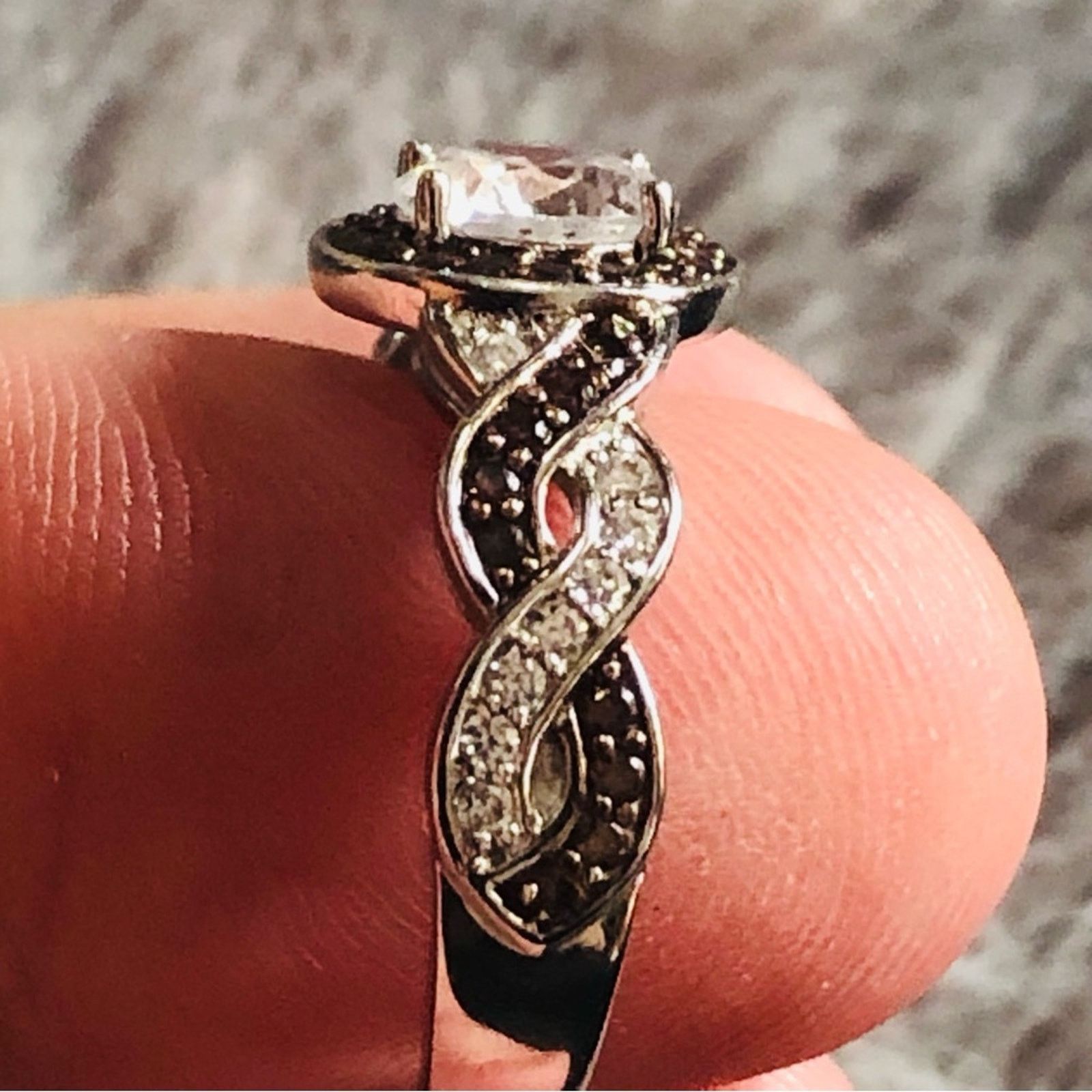 Other Garnet and clear halo CZ 925 sterling silver ring 5.5 Size ONE SIZE - 5 Thumbnail