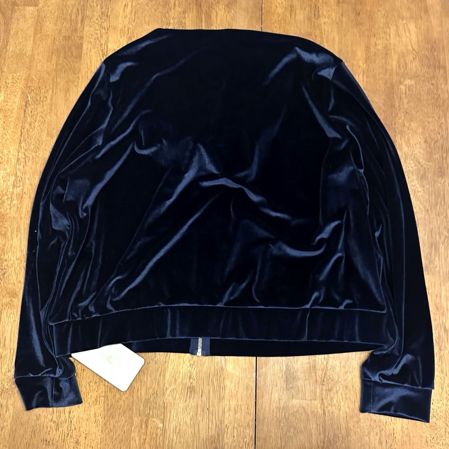 Fabletics Fabletics Hoodie Velour Women’s 1X Deep Navy Blue NWT Full Zip Leaf 92% Polyester/8% Elastane Hand Wash Only Womens Size XL / US 12-14 / IT 48-50 - 2 Thumbnail