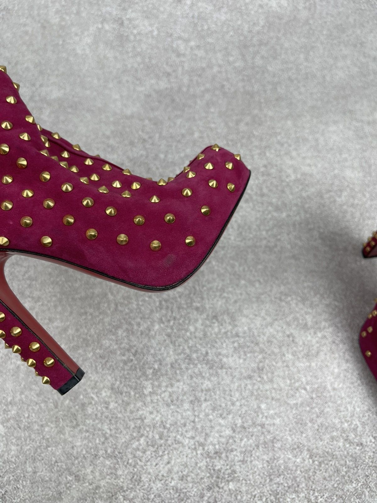 Christian Louboutin Christian Louboutin Ariella Clou Pink Suede Ankle Boots Size US 7.5 / IT 37.5 - 16 Thumbnail