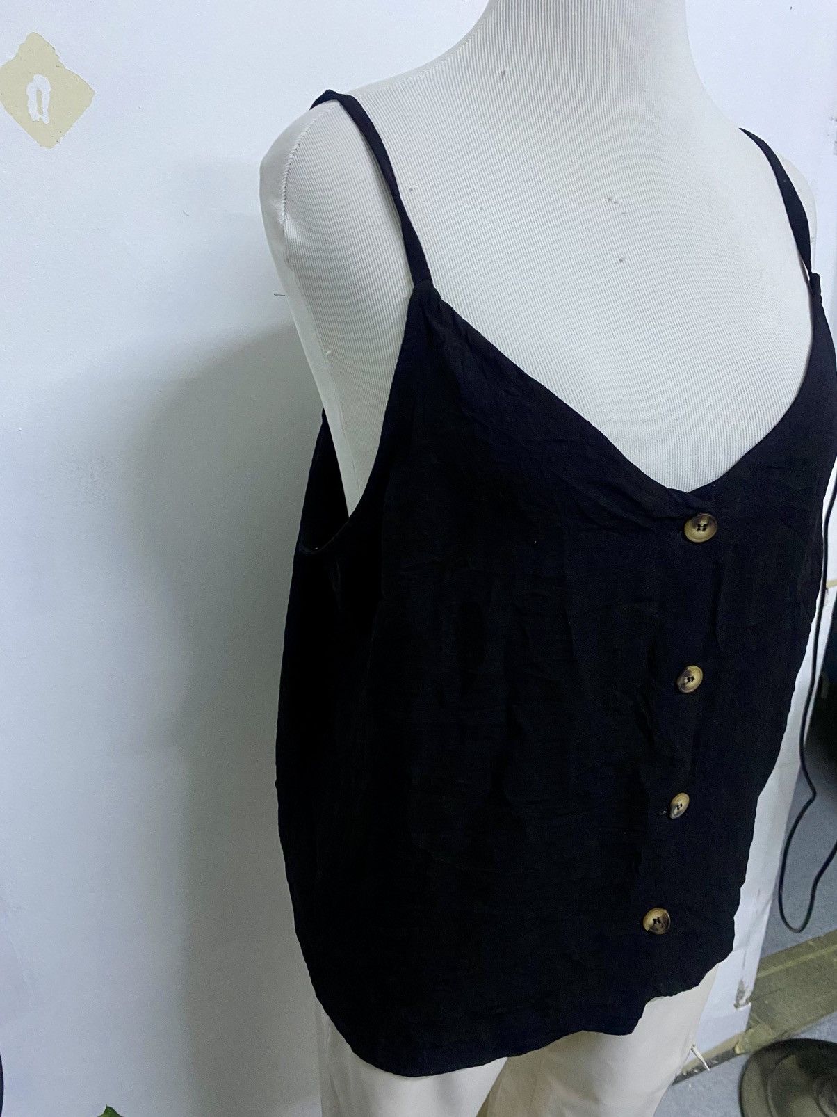 Topshop Topshop Black Cami Tank Button Front Sleeveless Top US14 Size L / US 10 / IT 46 - 3 Thumbnail