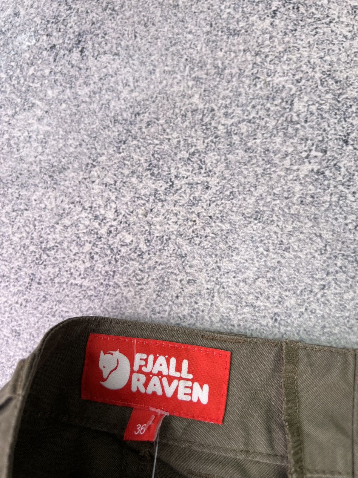 Fjallraven × Vintage Vintage Fjallraven Outdoor khaki G-1000 Pants Size US 31 - 9 Thumbnail