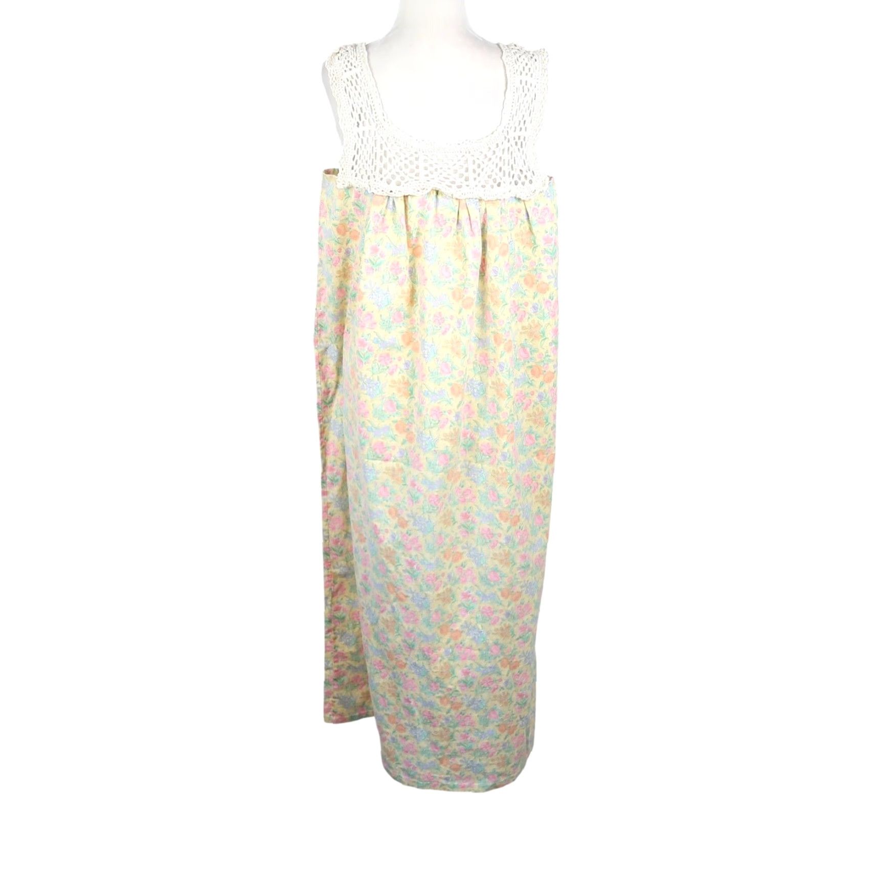 Vintage VINTAGE Yellow Floral Maxi Muumuu Dress Crochet Trim M Dress Womens M Size M / US 6-8 / IT 42-44 - 4 Thumbnail