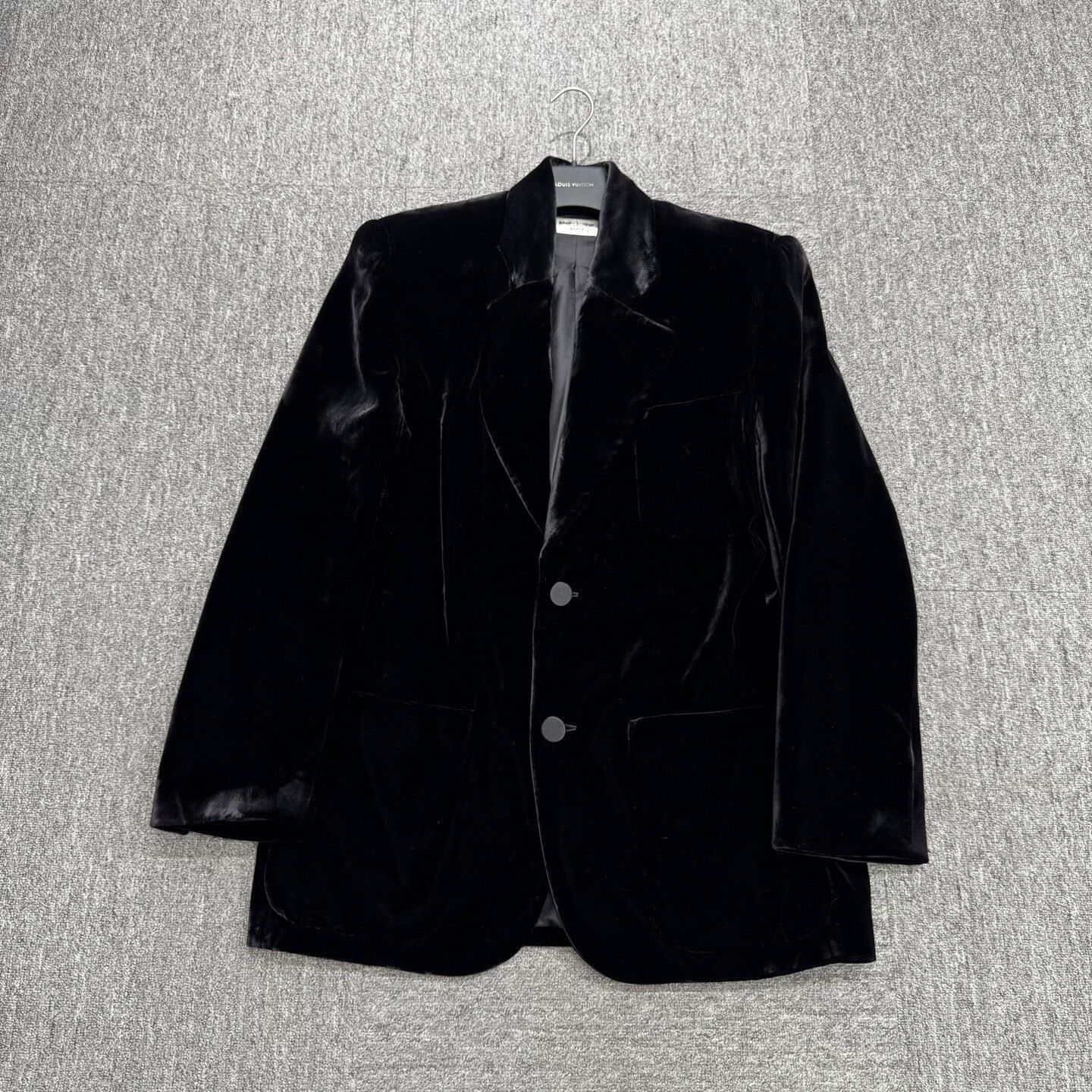 Saint Laurent Paris saint laurent black velvet blazer. Size US M / EU 48-50 / 2 - 1 Thumbnail