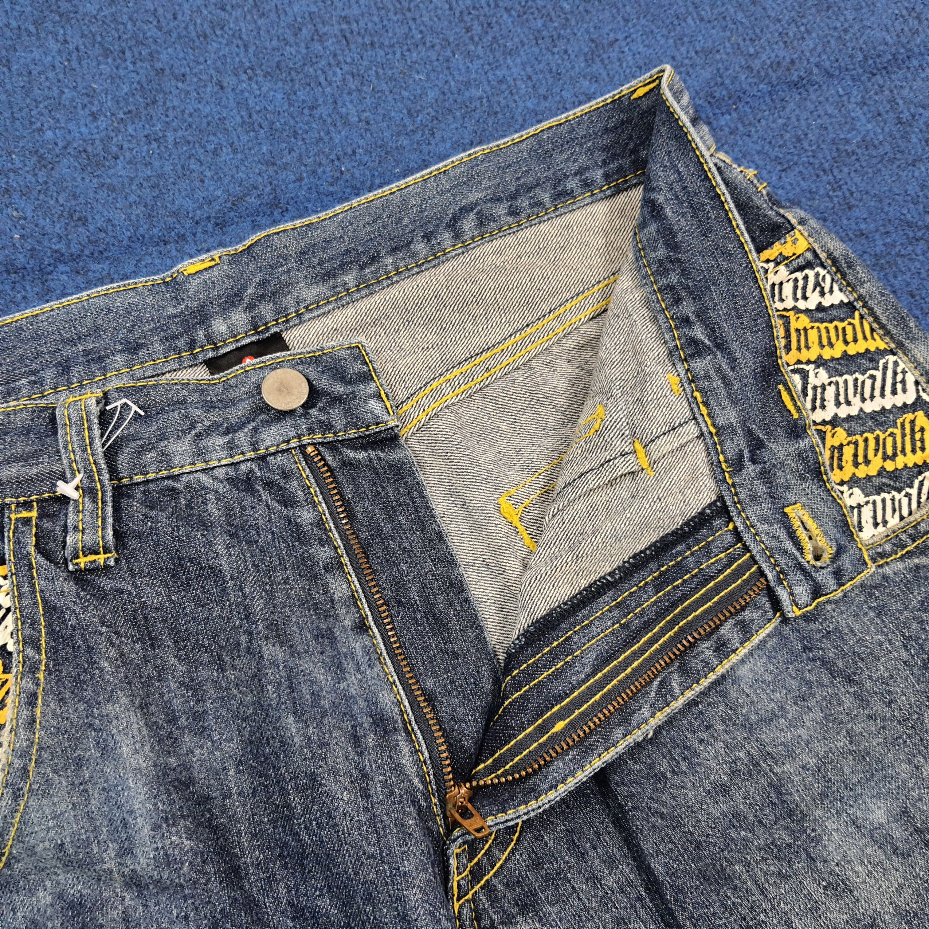 Airwalk Vintage Airwalk Skater Distressed Graphic Jeans C297N29 Size US 32 / EU 48 - 10 Thumbnail