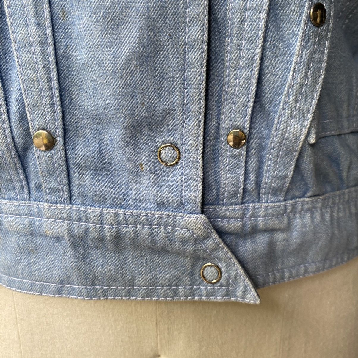 Thierry Mugler Thierry Mugler Light Blue Denim Jacket with Stud Details Size M / US 6-8 / IT 42-44 - 22 Thumbnail