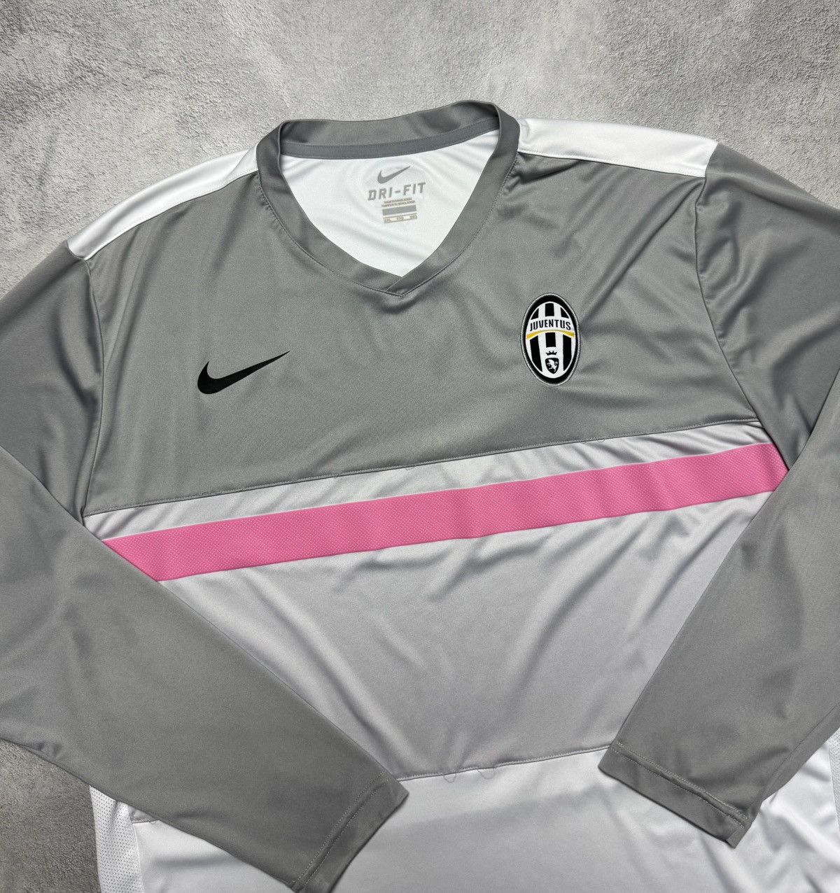Nike Juventus 2011 2012 Pre-Match Shirt Jersey Long Sleeve Nike Size US XXL / EU 58 / 5 - 3 Thumbnail