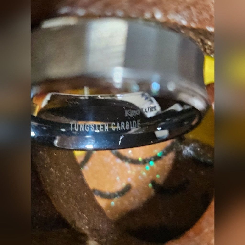King Tungsten Carbide Band 8mm Size ONE SIZE - 3 Thumbnail