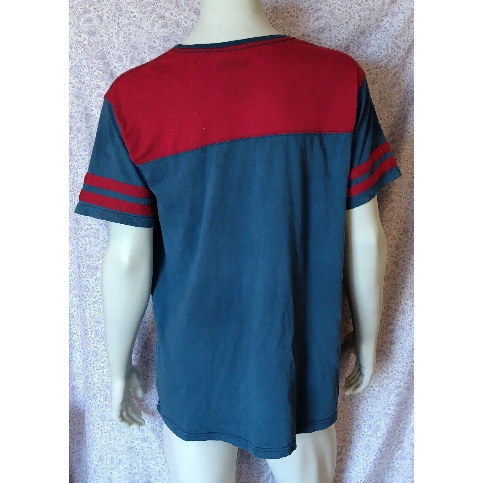 Disney ÑEW Disney Marvel's Captain America Winter Soldier Tshirt XL Size US XL / EU 56 / 4 - 2 Thumbnail
