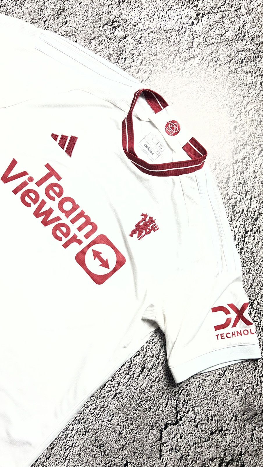 Adidas 2023-2024 Manchester united adidas jersey Size US L / EU 52-54 / 3 - 2 Thumbnail