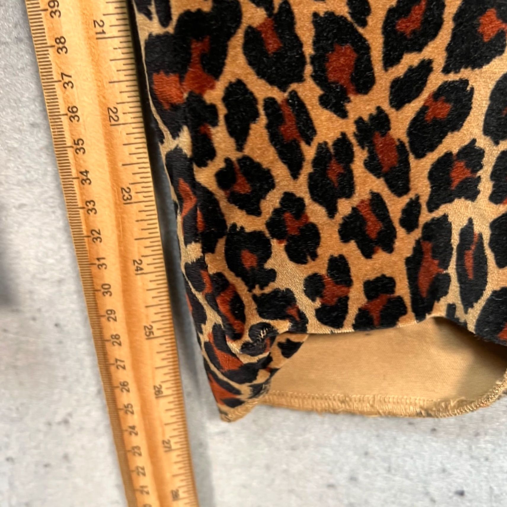 Vintage A.L.C. Leopard Print Stretch Cotton Tapered Leg Pants Womens 0 Brown Ankle 27in Inseam Men? No gender at end: Women. Size 25" / US 0 / IT 36 - 7 Thumbnail