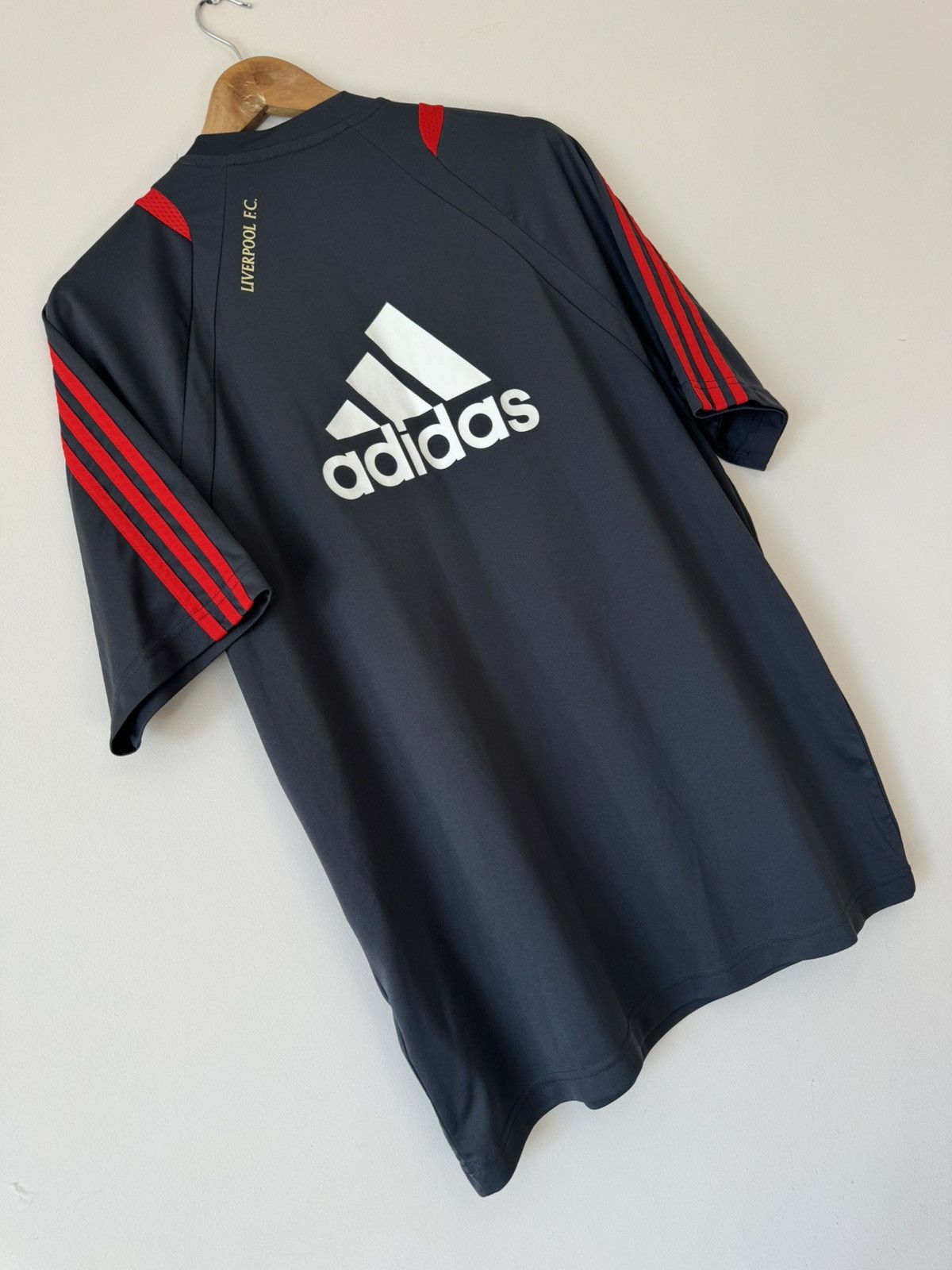 Adidas Vintage Liverpool 2009-2010 Soccer Training Jersey Adidas Size US L / EU 52-54 / 3 - 9 Thumbnail