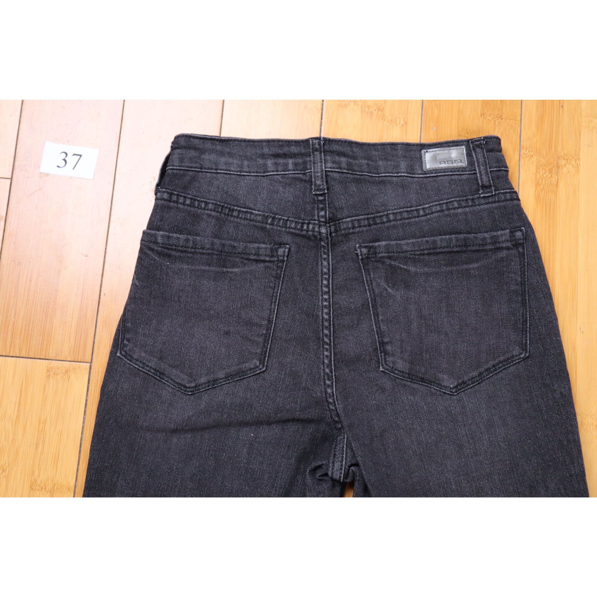 Rsq Studio Haul Find – RSQ Vintage Mom Jeans – Size 25 Size 25" / US 0 / IT 36 - 6 Thumbnail