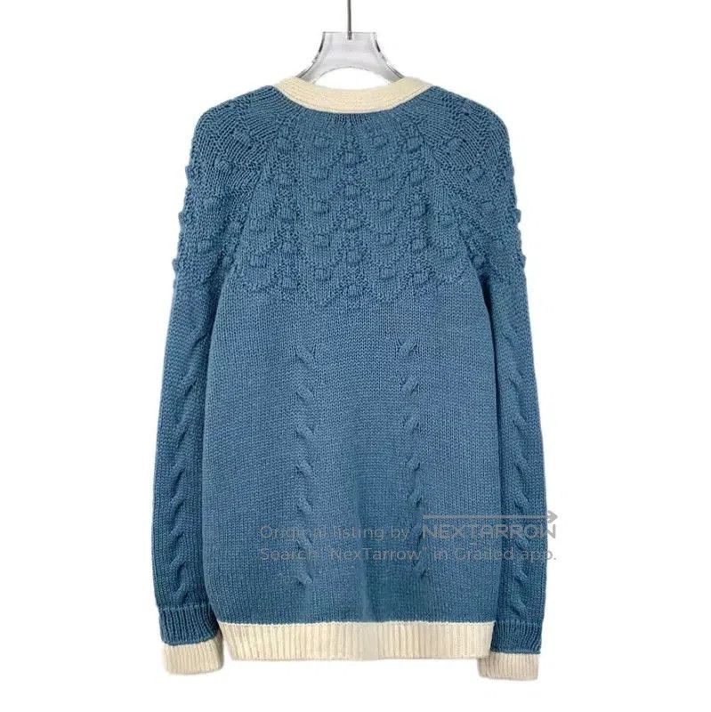 Chanel Chanel Women's Blue Wool Cardigan with Floral Detail . Size S / US 4 / IT 40 - 2 Thumbnail