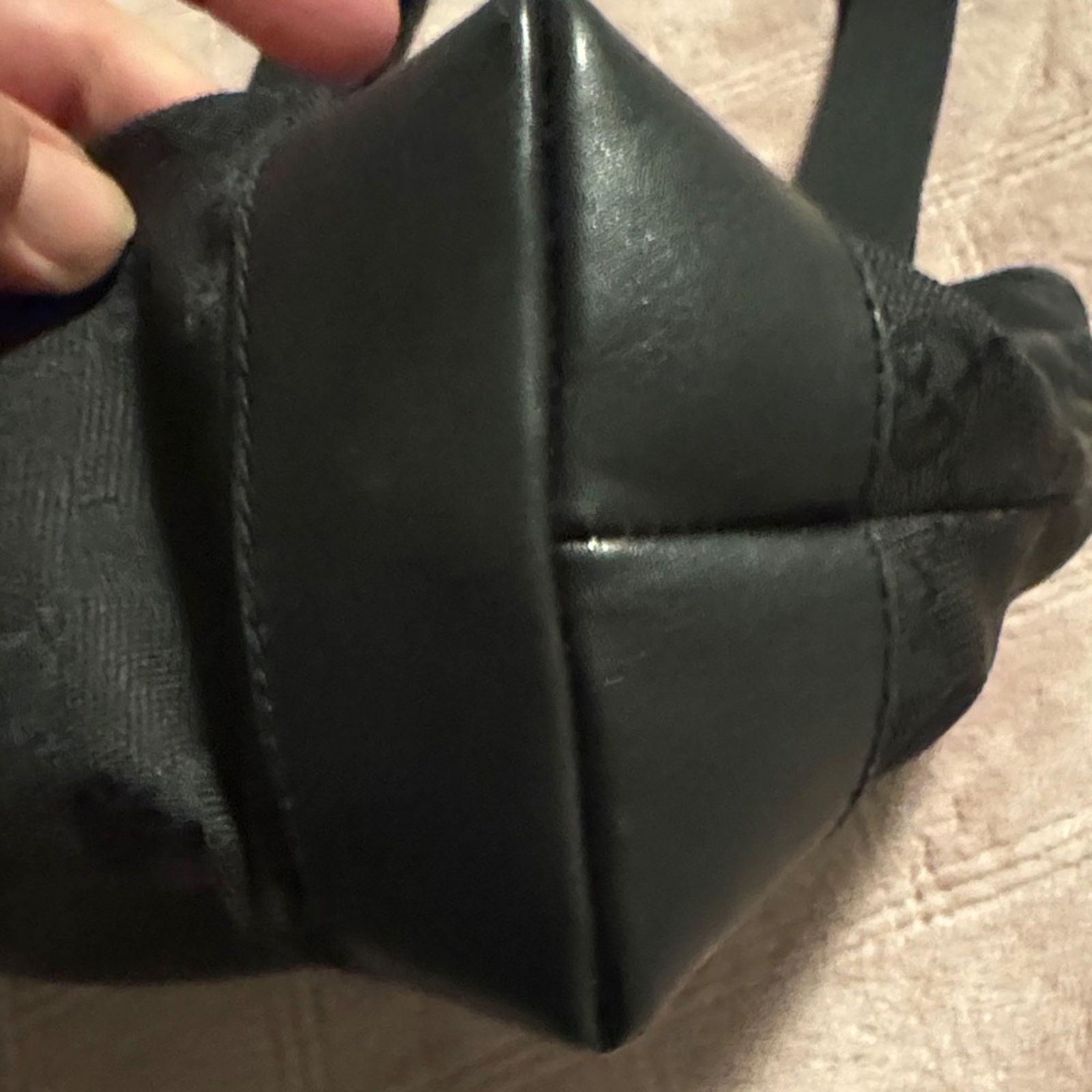 Gucci Vintage Gucci GG Canvas & Leather Shoulder Bag — Early 2000s Size ONE SIZE - 9 Thumbnail