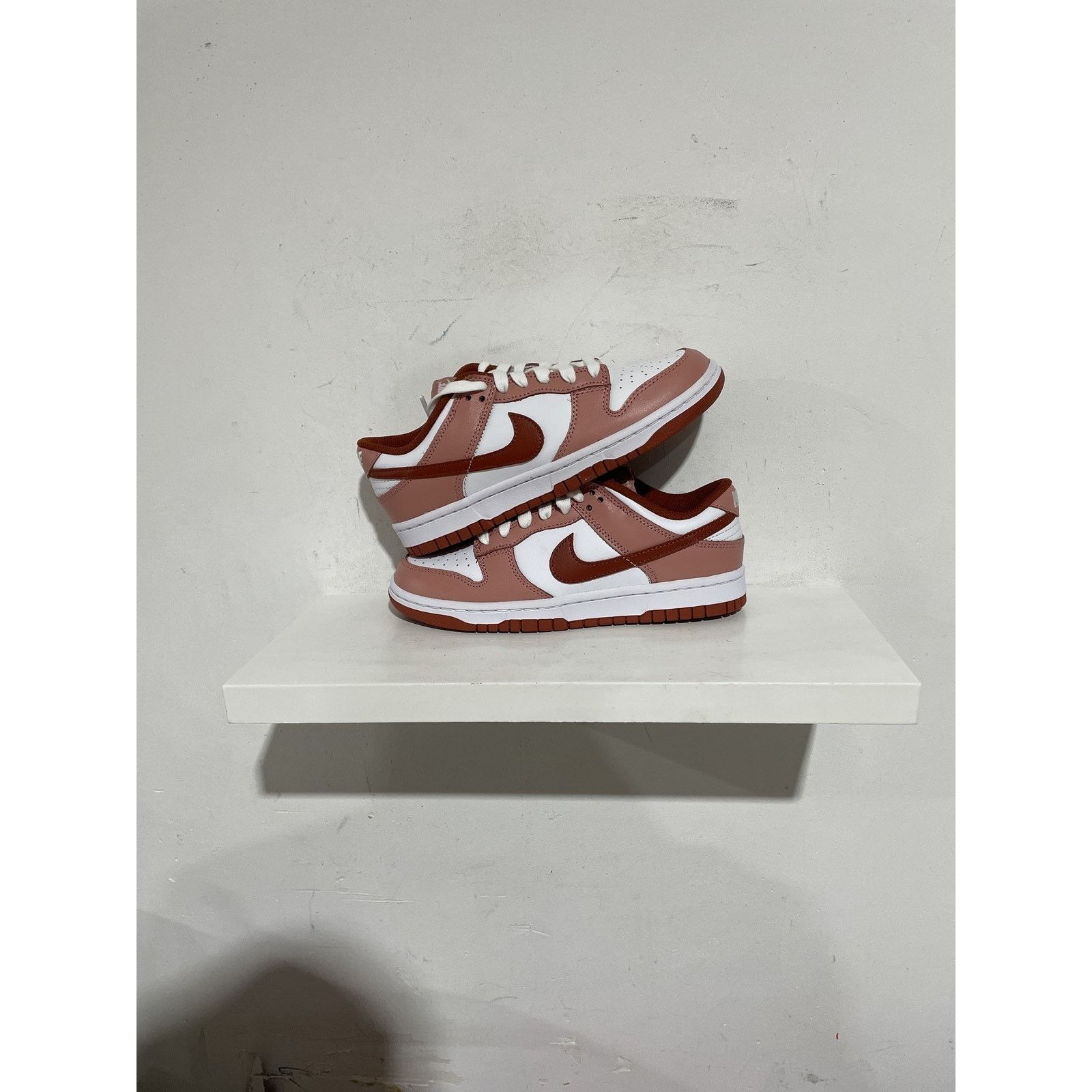 Nike NIKE DUNK LOW RED STARDUST SIZE 5 NEW Size US 5 / EU 37 - 1 Thumbnail