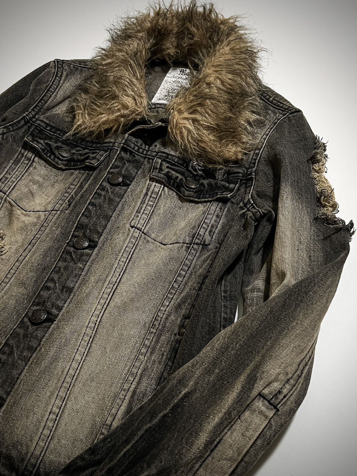 Japanese Brand Midas Archive Distressed Fur Jacket VKei Y2K Custom Rings Size US M / EU 48-50 / 2 - 5 Thumbnail