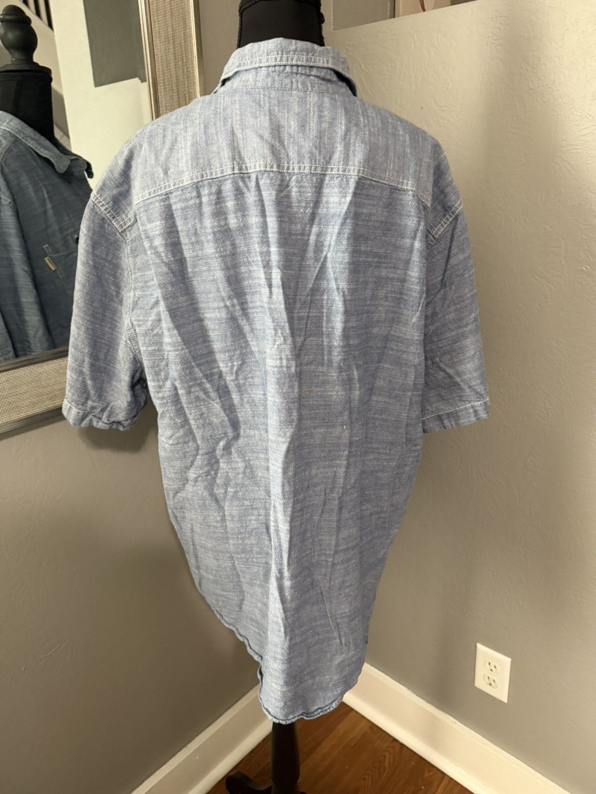 Woolrich Woolen Mills Woolrich Chambray Short Sleeve Button Down Shirt Size XXL Size US XXL / EU 58 / 5 - 4 Thumbnail