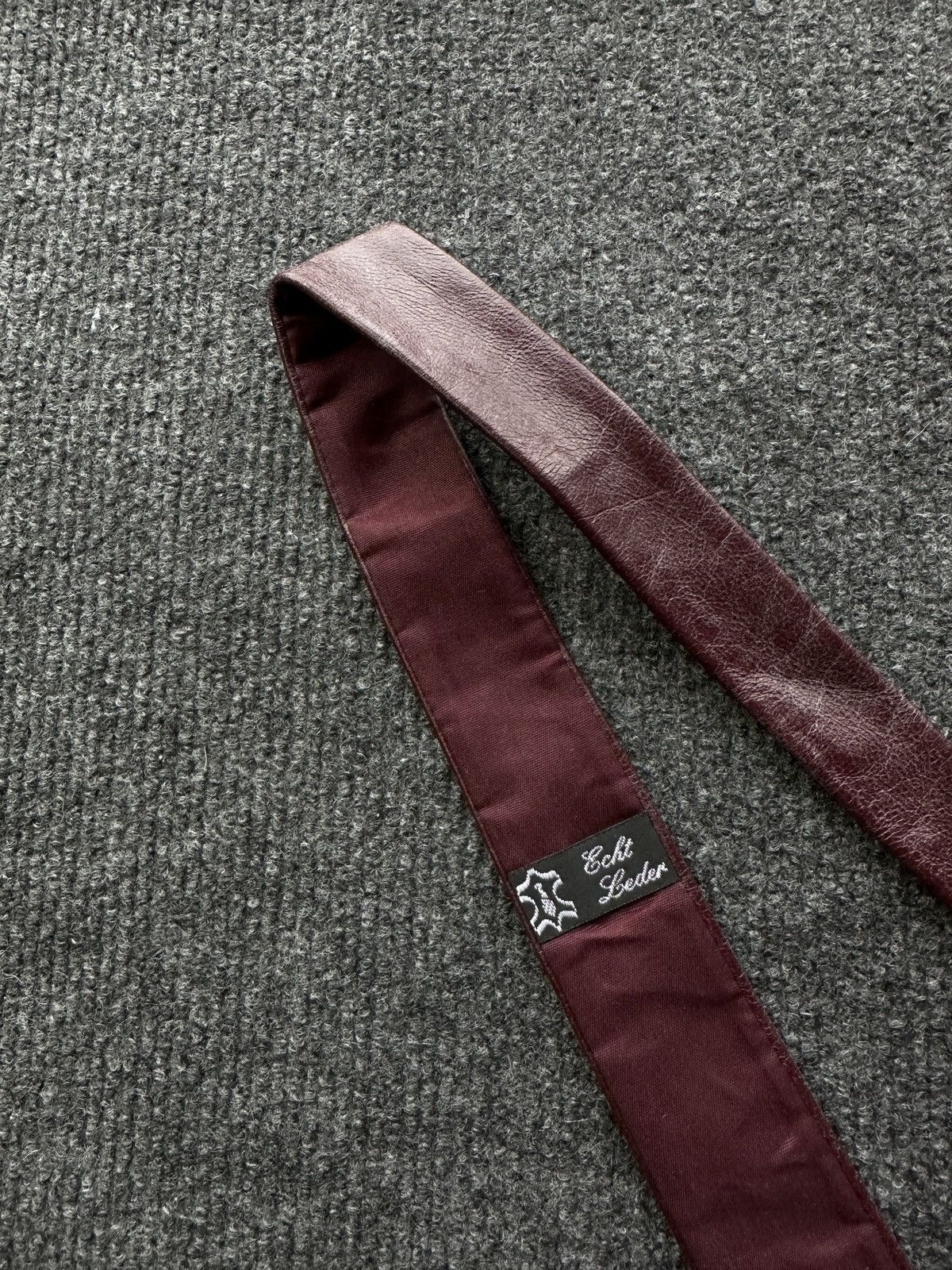 Other 🚨 LEATHER BURGUNDY ITALY TIE LUXURY VNTG RARE OLD MONEY Size ONE SIZE - 3 Thumbnail