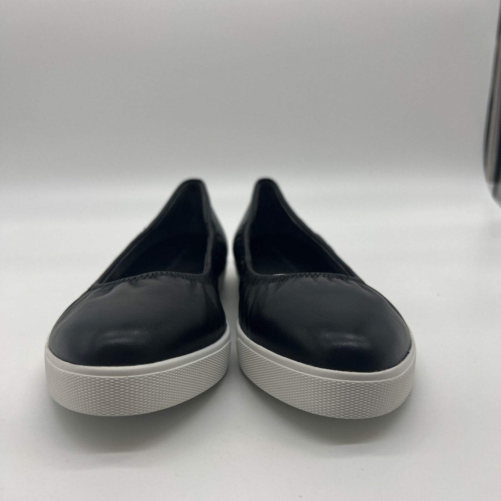Other Lori Goldstein Collection Slip On Size 8 M Leather Flat Size US 8 / IT 38 - 8 Thumbnail