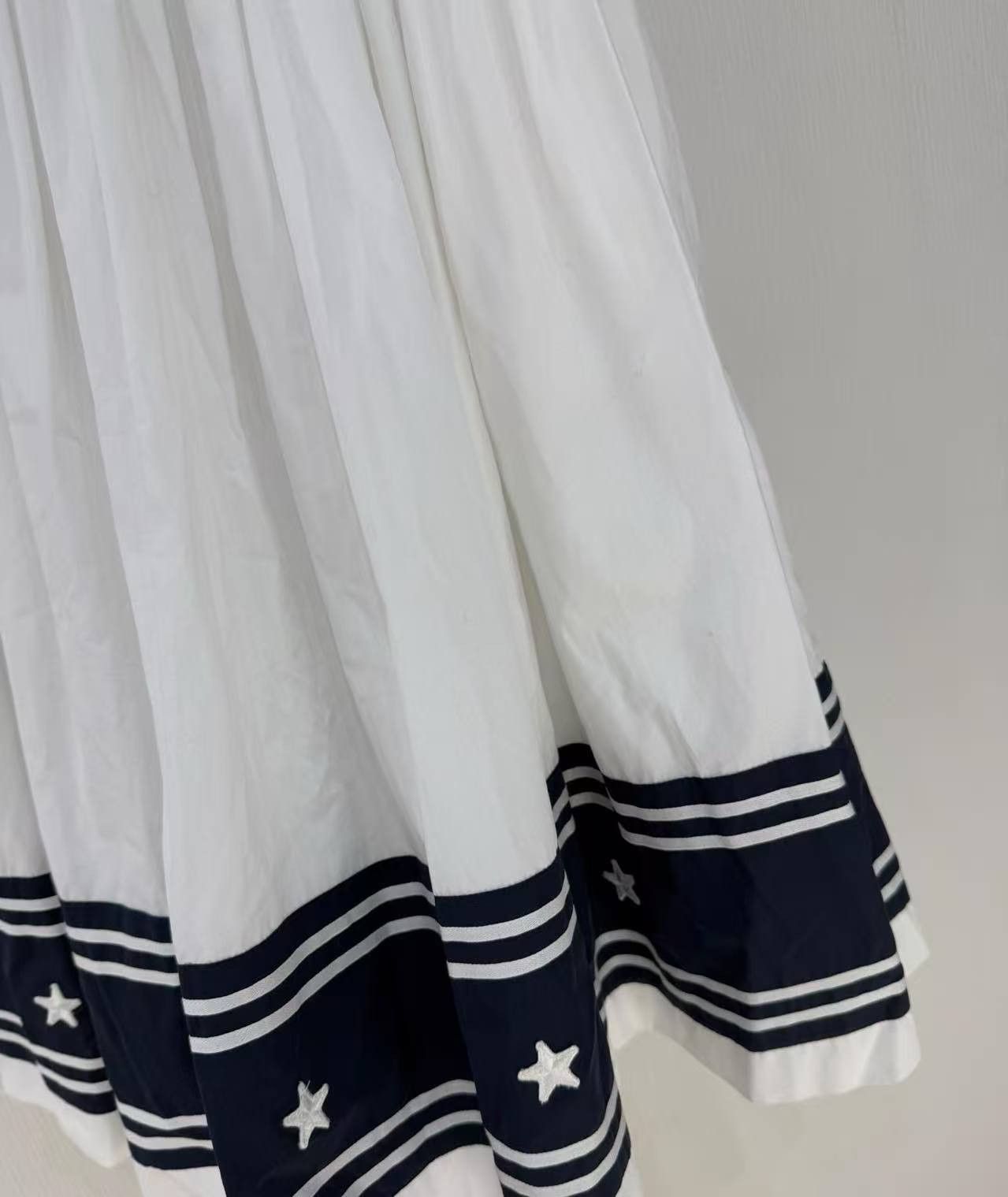 Miu Miu Miu Miu Striped White Skirt 38Women Size 26" / US 2 / IT 38 - 2 Thumbnail