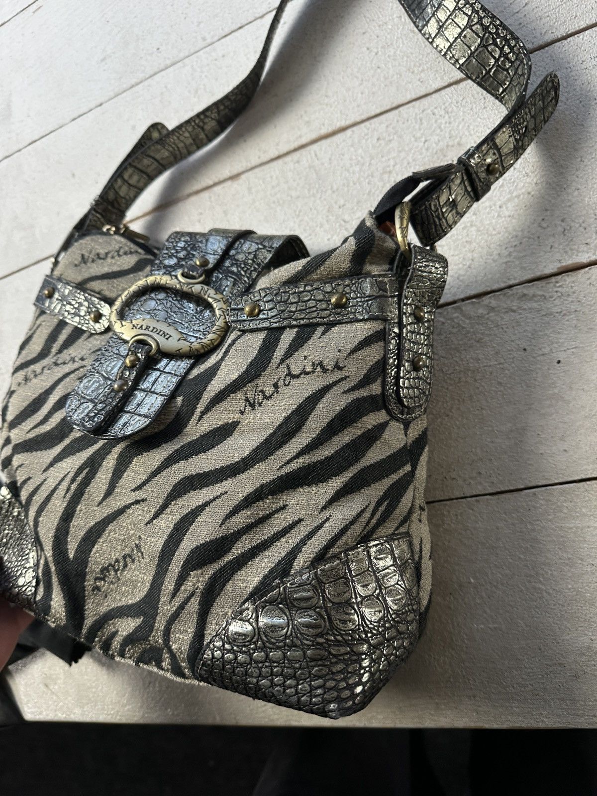 Japanese Brand 🚨Y2K AVANT-GARDE 🚨mesh silver Japan style hand bag Y2K 90s Size ONE SIZE - 3 Thumbnail